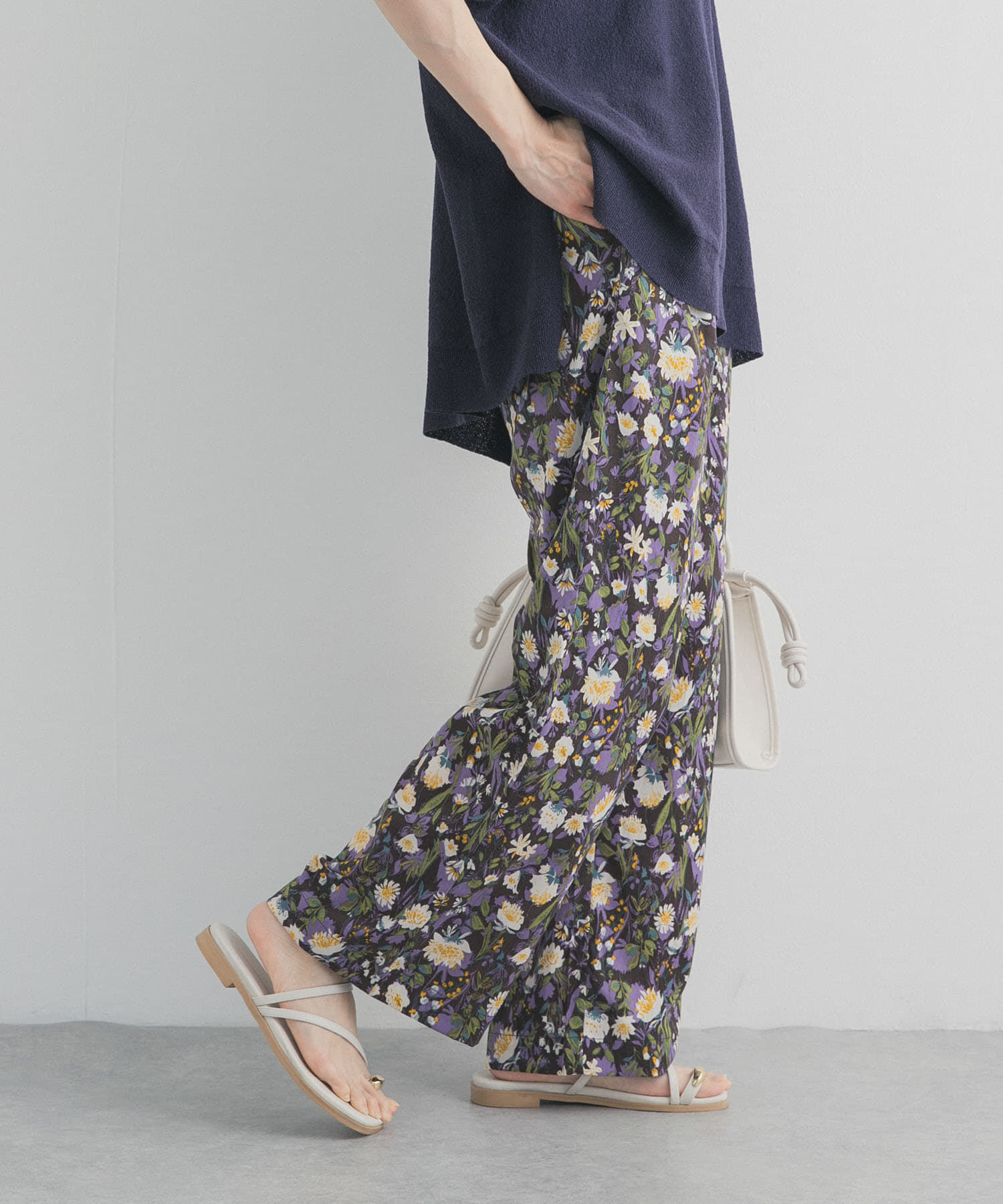 URBAN RESEARCH DOORS「『WEB/一部店舗限定カラー』フラワープリントイージーパンツ」|その他|