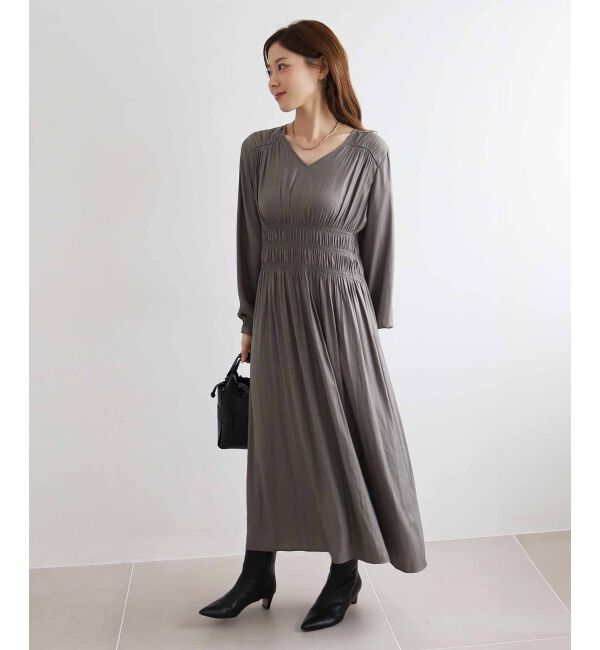 le.coeur blanc「シャーリングVネックワンピース」|ワンピース|