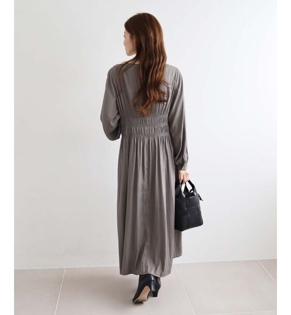 le.coeur blanc「シャーリングVネックワンピース」|ワンピース|