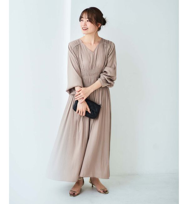 le.coeur blanc「シャーリングVネックワンピース」|ワンピース|