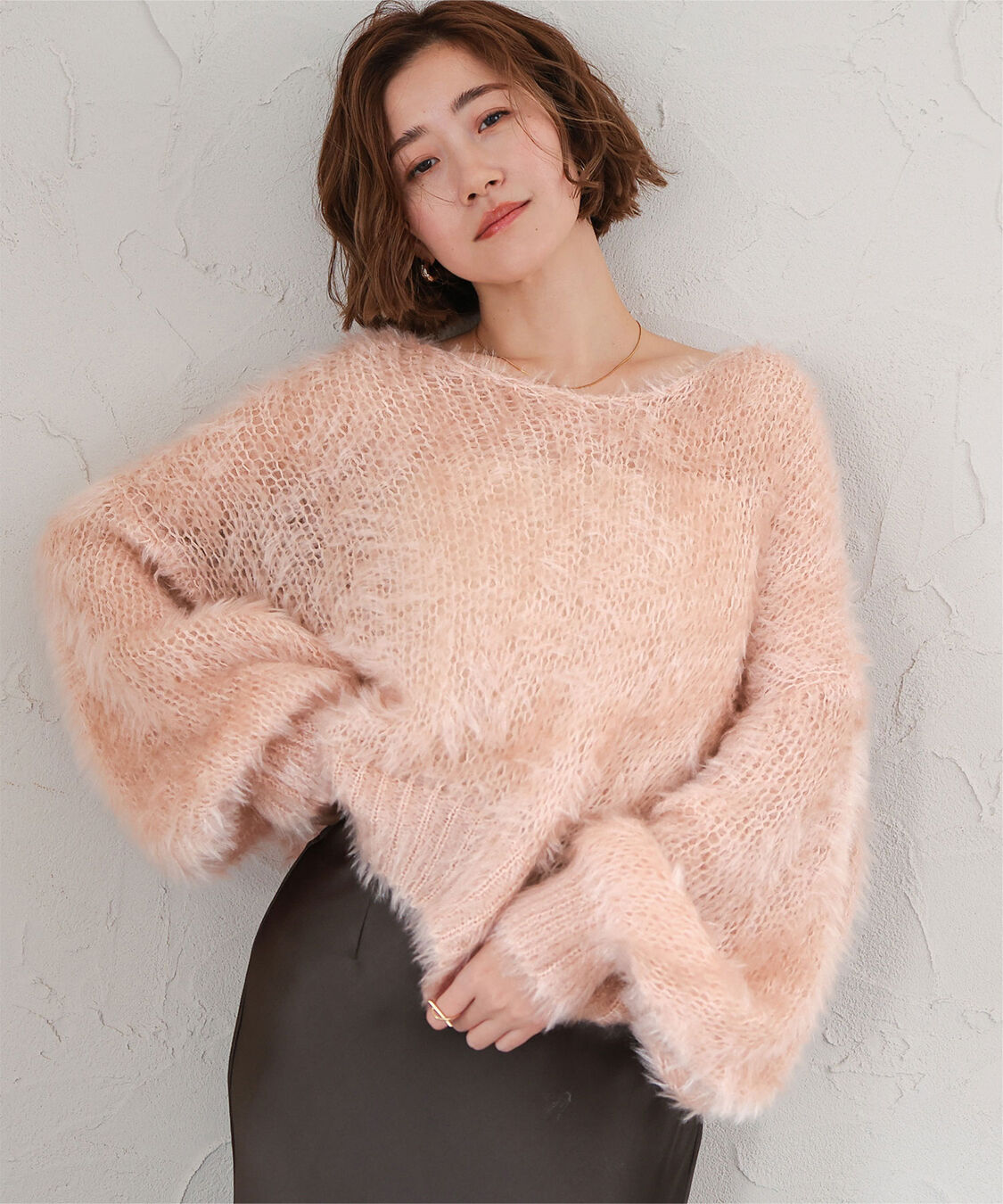 ur's「Vネックオーバーサイズシアーローゲージニット」|ニット・セーター|ピンク