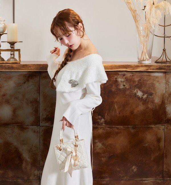  「ブローチ付きニットワンピース」|ワンピース|