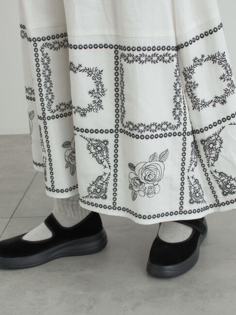 Samansa Mos2「裾モチーフ刺繍ギャザースカート」|スカート|