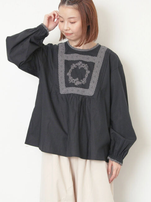 Samansa Mos2「胸元モチーフ刺繍レースブラウス」|シャツ・ブラウス|