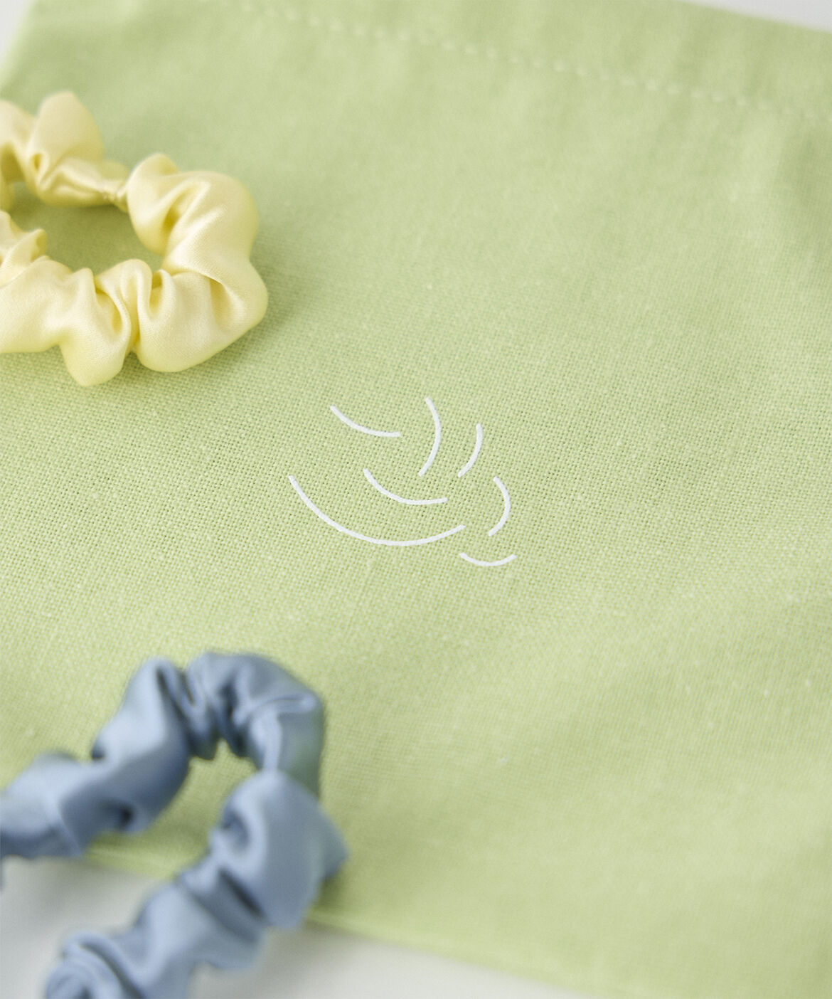 FAVORITE SUKINAMONO「ソフィー ミニ シュシュ 2本セット《TRESSE》」|ヘアゴム・シュシュ|