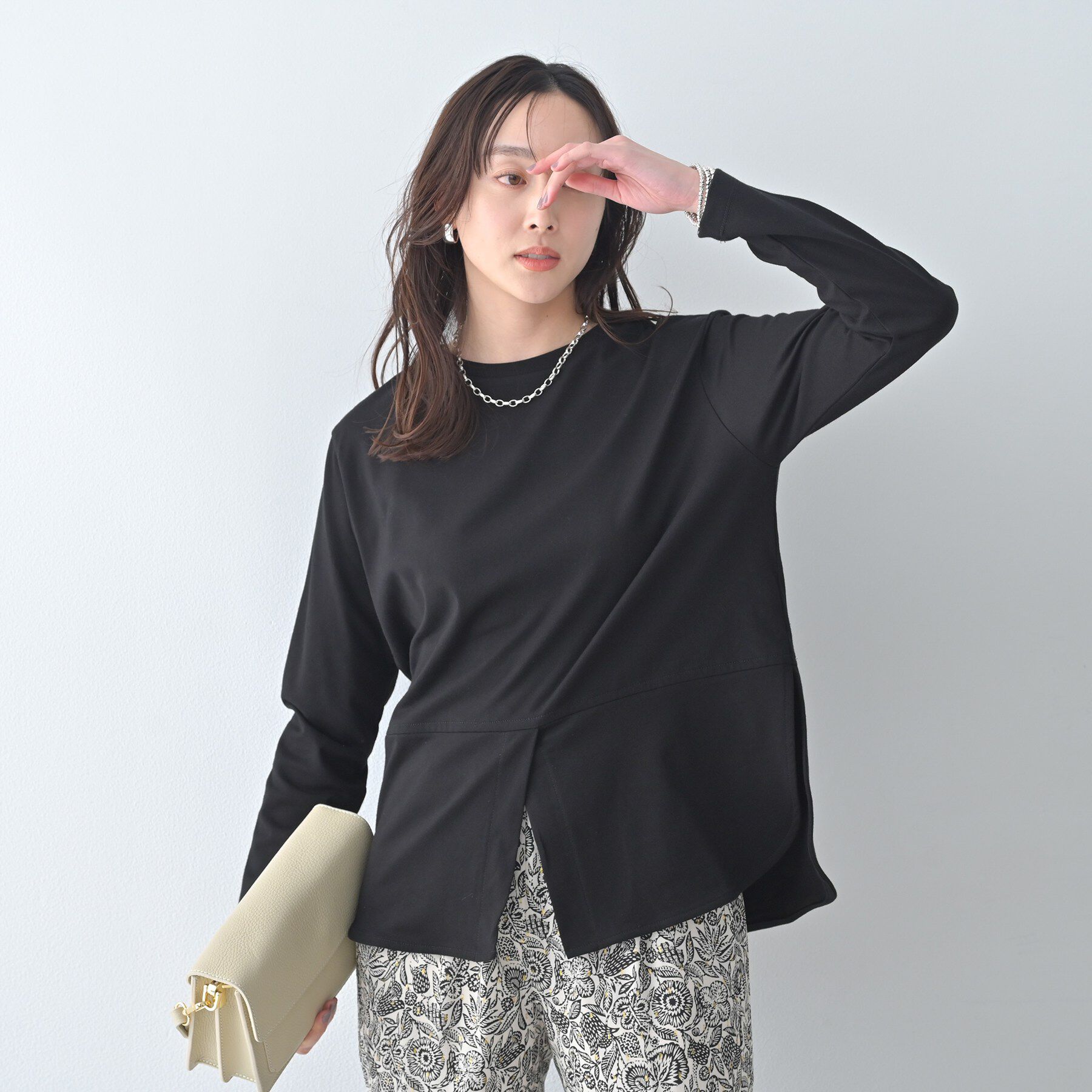 UNTITLED「【Liyoca】ベーシック天竺スリットプルオーバー」|Tシャツ・カットソー|ブラック(019)