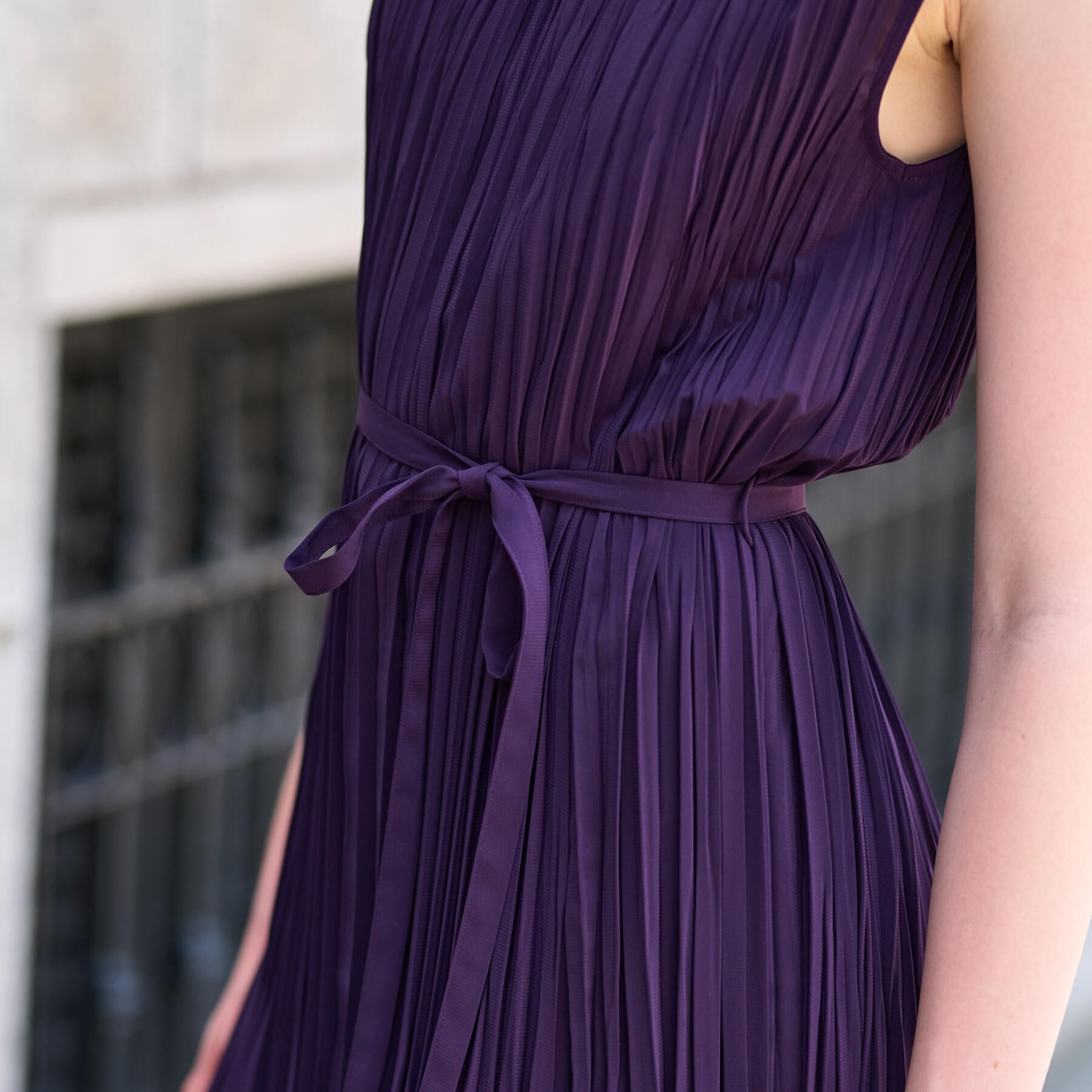 DRESSTERIOR「【洗える/オンオフ】プリーツノースリーブワンピース」|ワンピース|