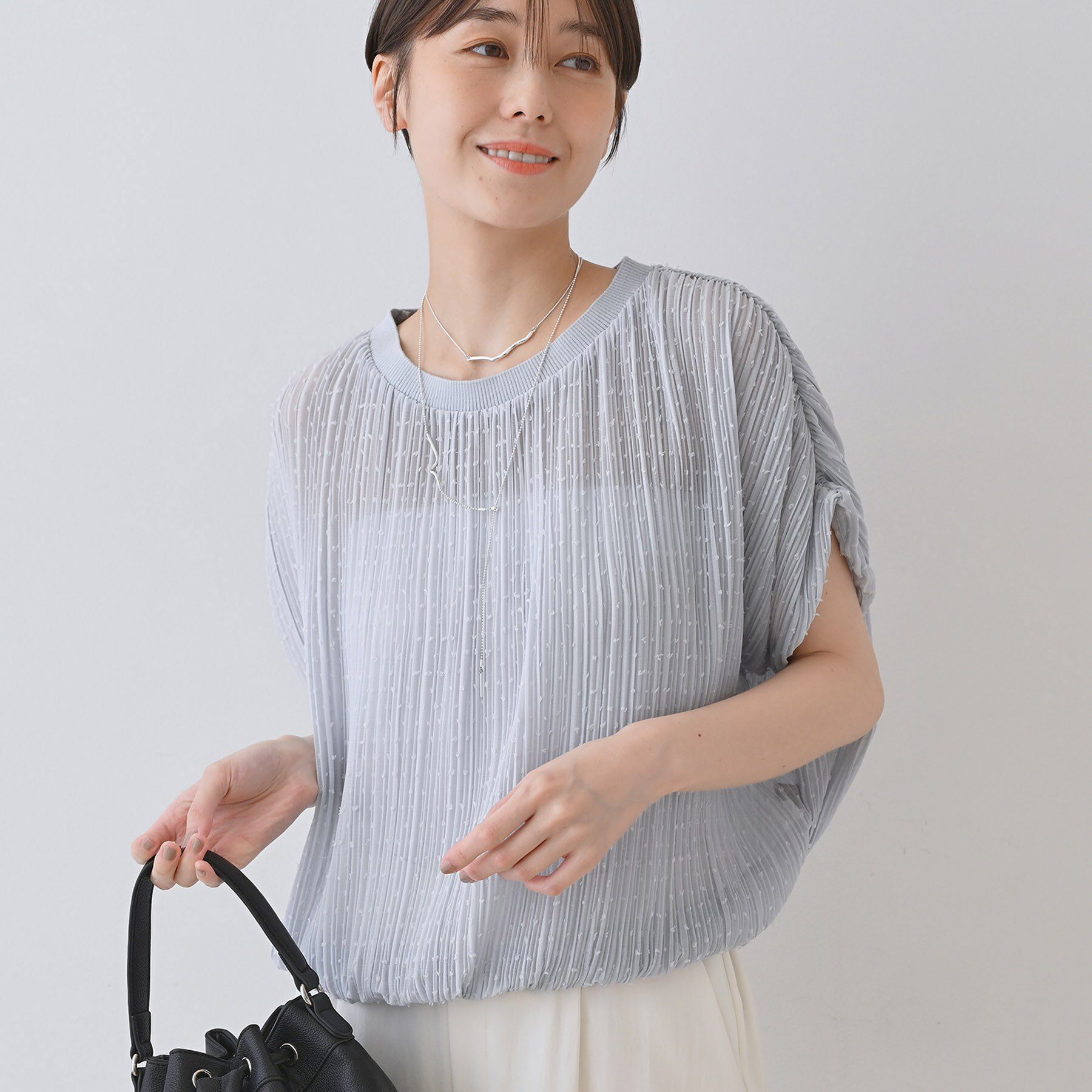 INDIVI「【洗える／ドット柄／凹凸素材】プリーツデザインブラウス」|シャツ・ブラウス|