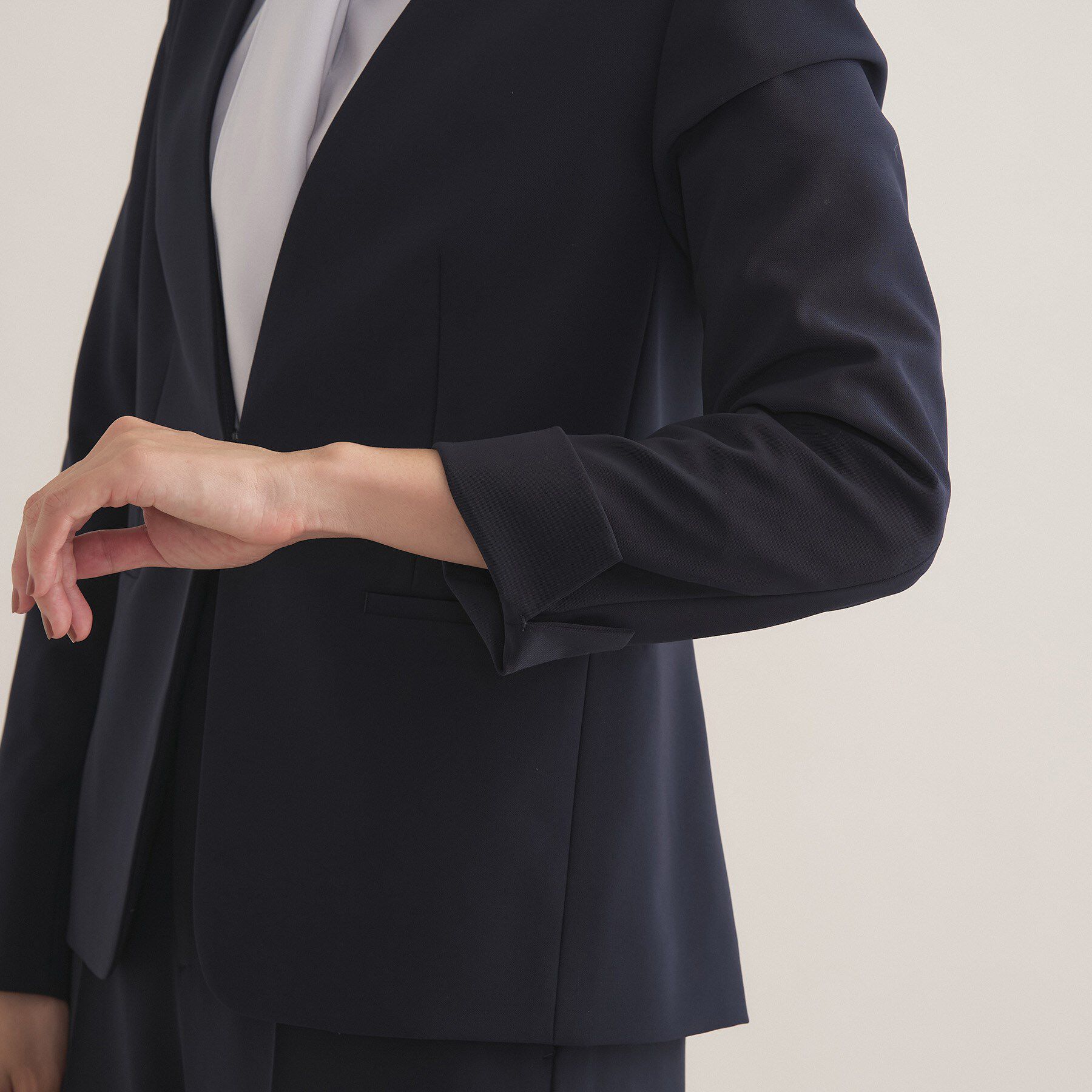 INDIVI「【通勤スーツ／洗える】ストレッチカラーレスジャケット」|スーツ|