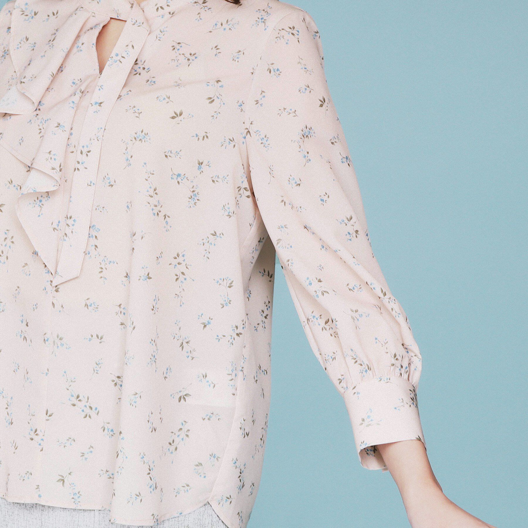 index「フラワーフリルボウタイブラウス【洗濯機洗い可】」|シャツ・ブラウス|