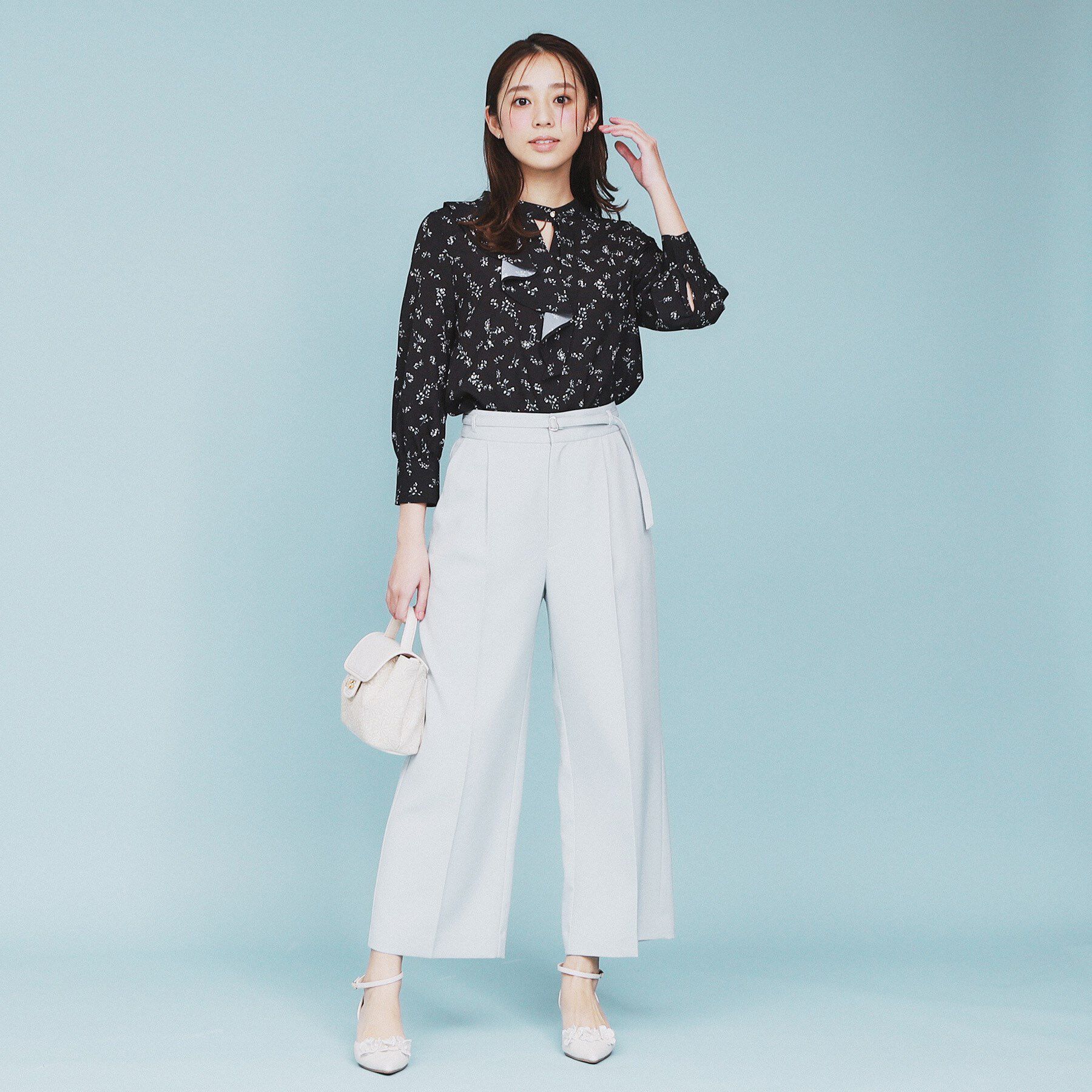 index「フラワーフリルボウタイブラウス【洗濯機洗い可】」|シャツ・ブラウス|