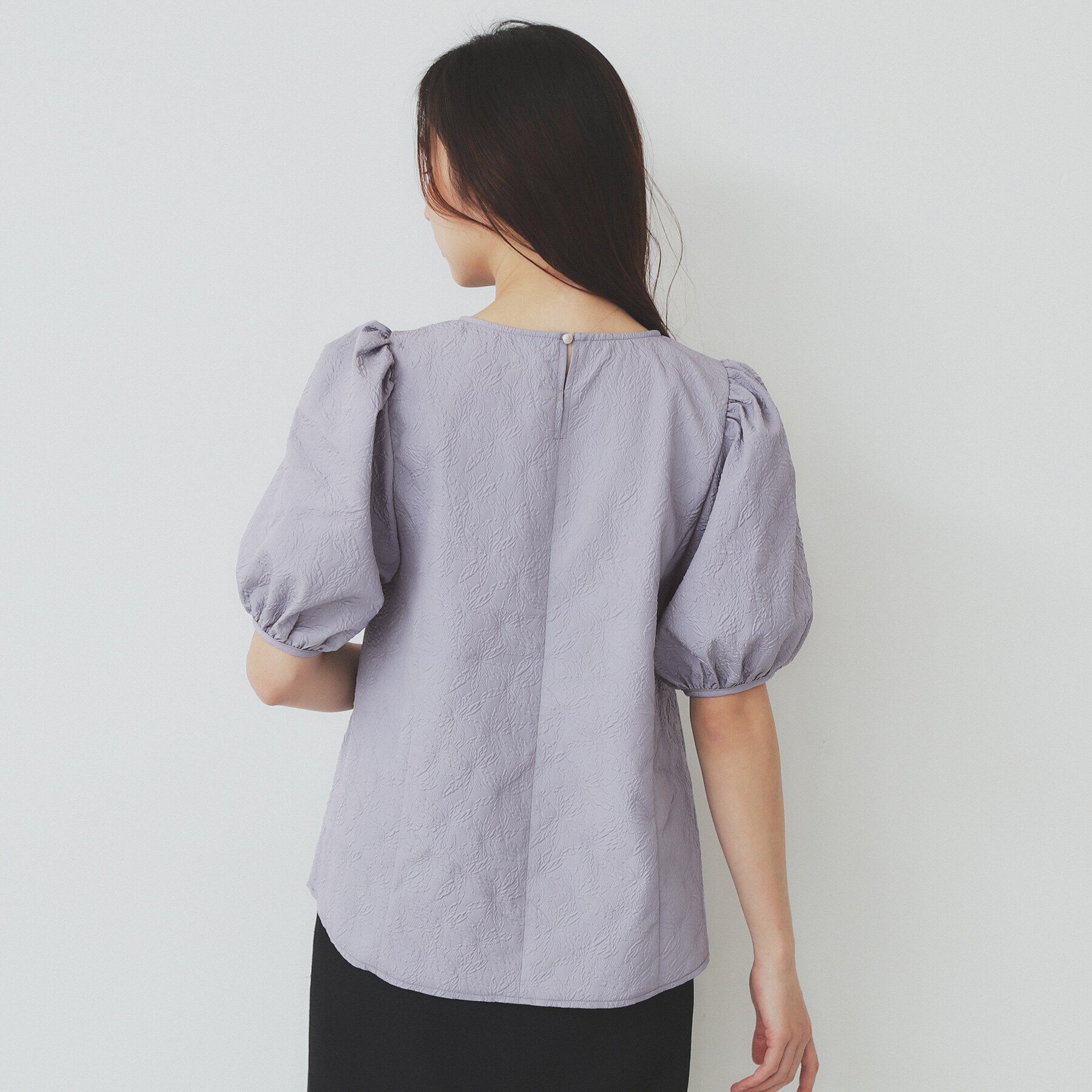 index「フラワージャカードパフフレアブラウス【洗濯機洗い可/防シワ】」|シャツ・ブラウス|