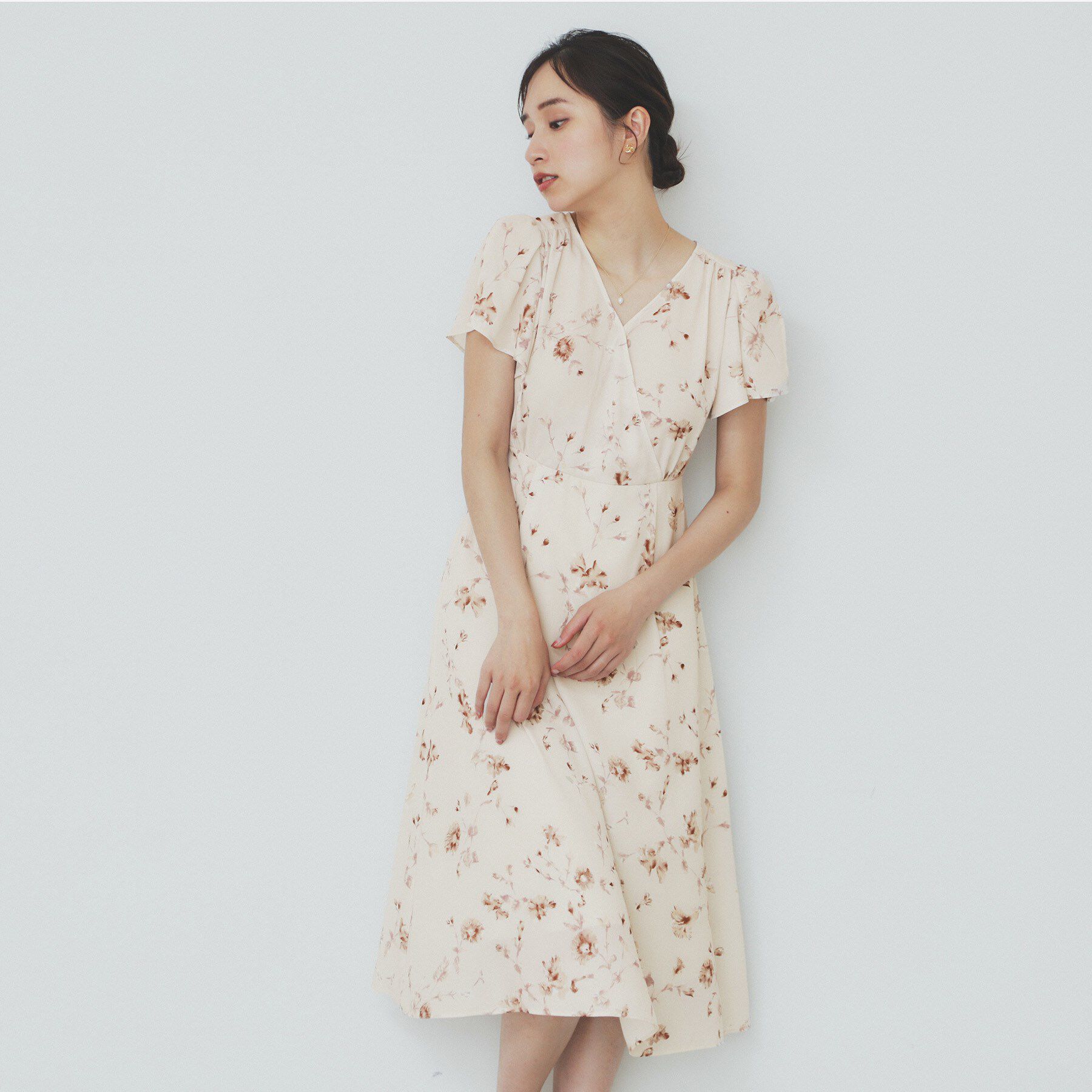 index「カシュクールフラワーワンピース【洗濯機洗い可】」|ワンピース|
