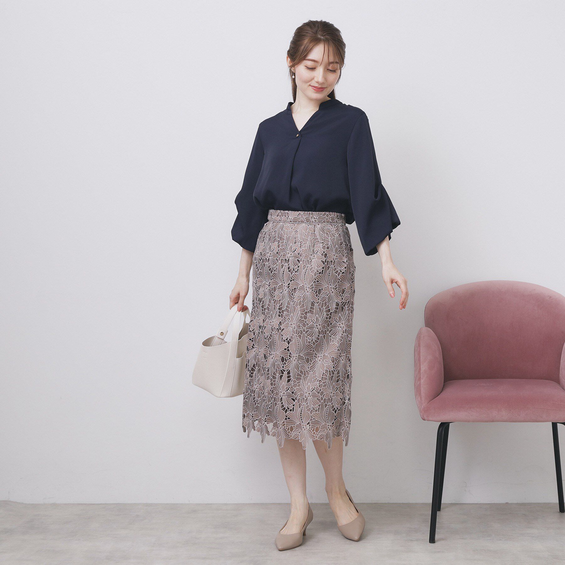 index「スキッパーバルーンスリーブブラウス【洗濯機洗い可/イージーアイロン】」|シャツ・ブラウス|