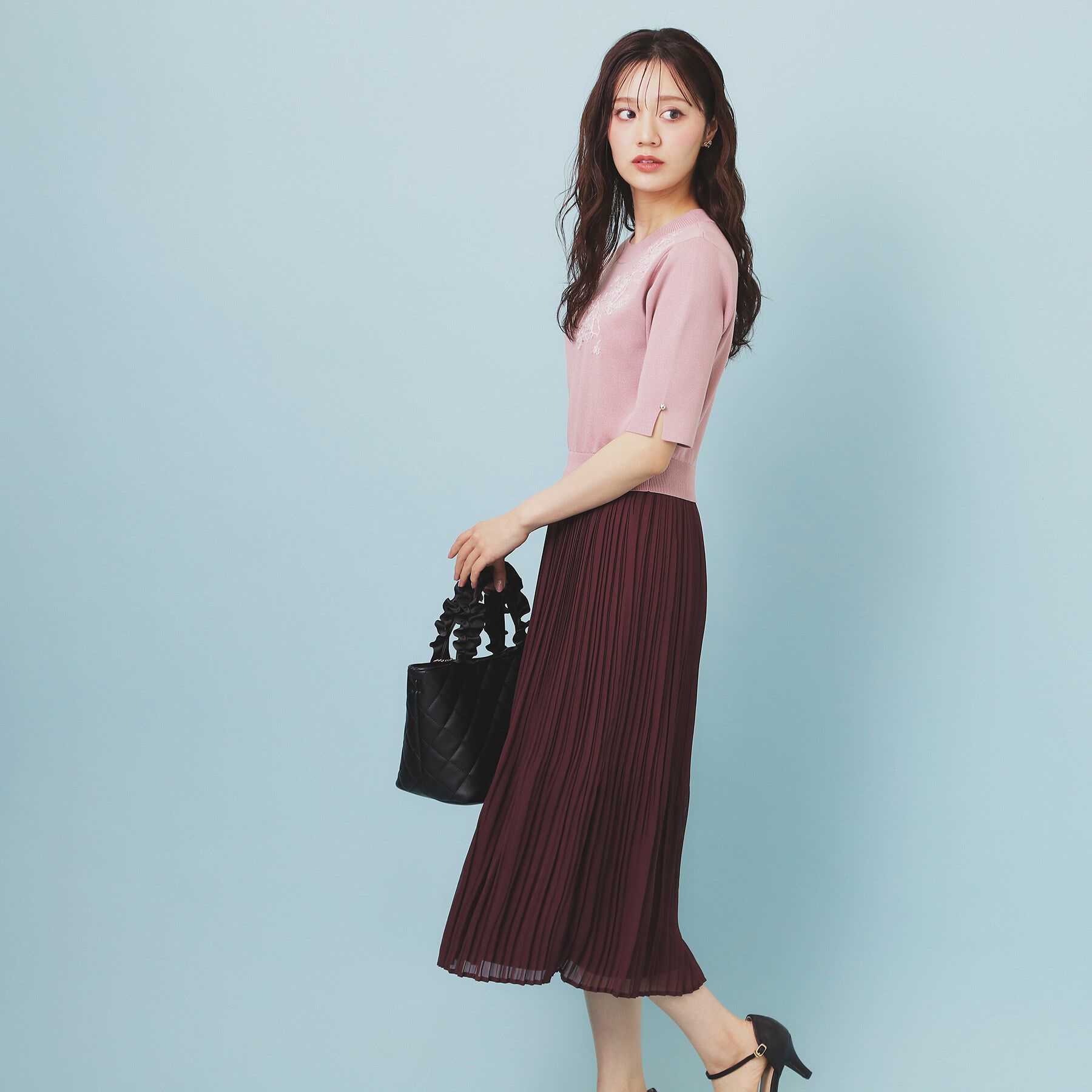 index「刺繍デザインドッキングプリーツワンピース【洗濯機OK】」|ワンピース|