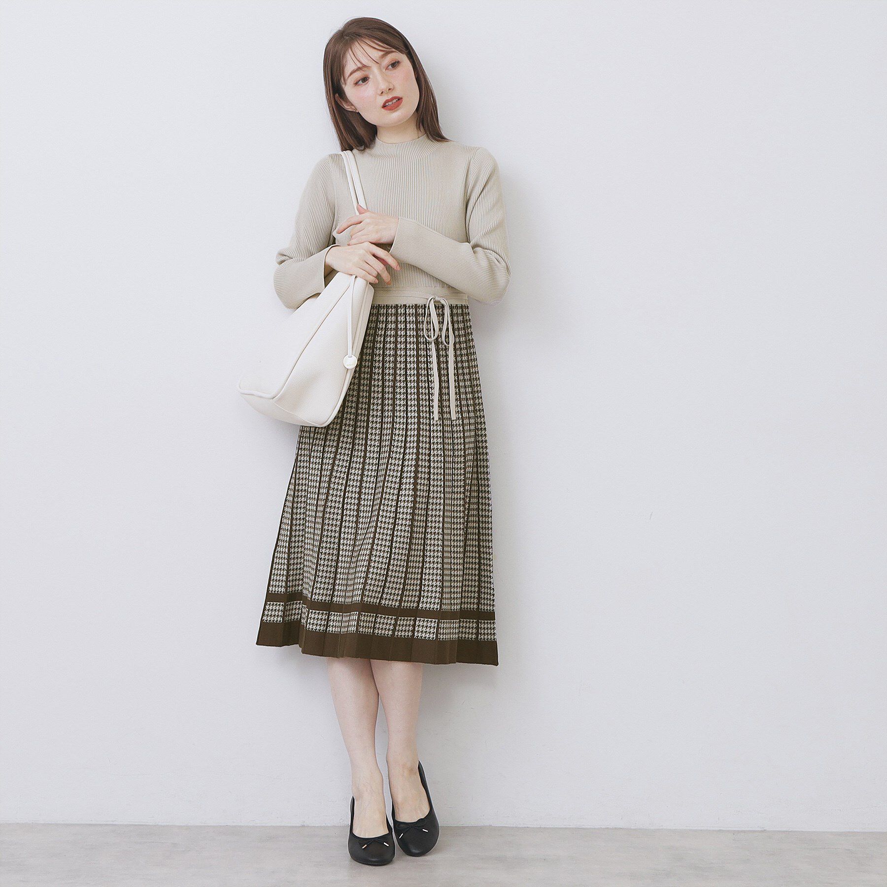 index「千鳥チェックバイカラーニットワンピース【洗濯機OK/抗ピル】」|ワンピース|