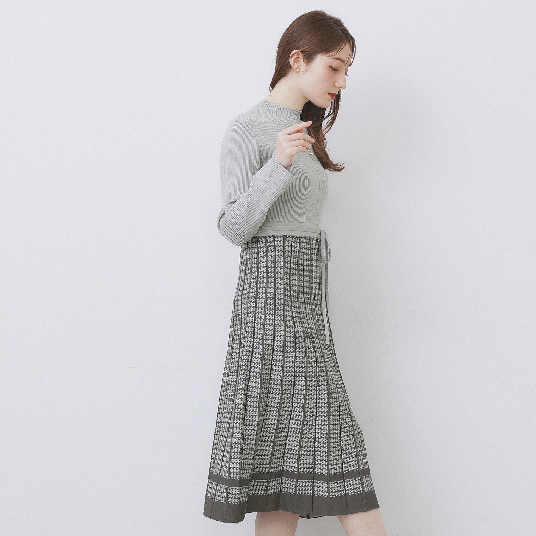 index「千鳥チェックバイカラーニットワンピース【洗濯機OK/抗ピル】」|ワンピース|
