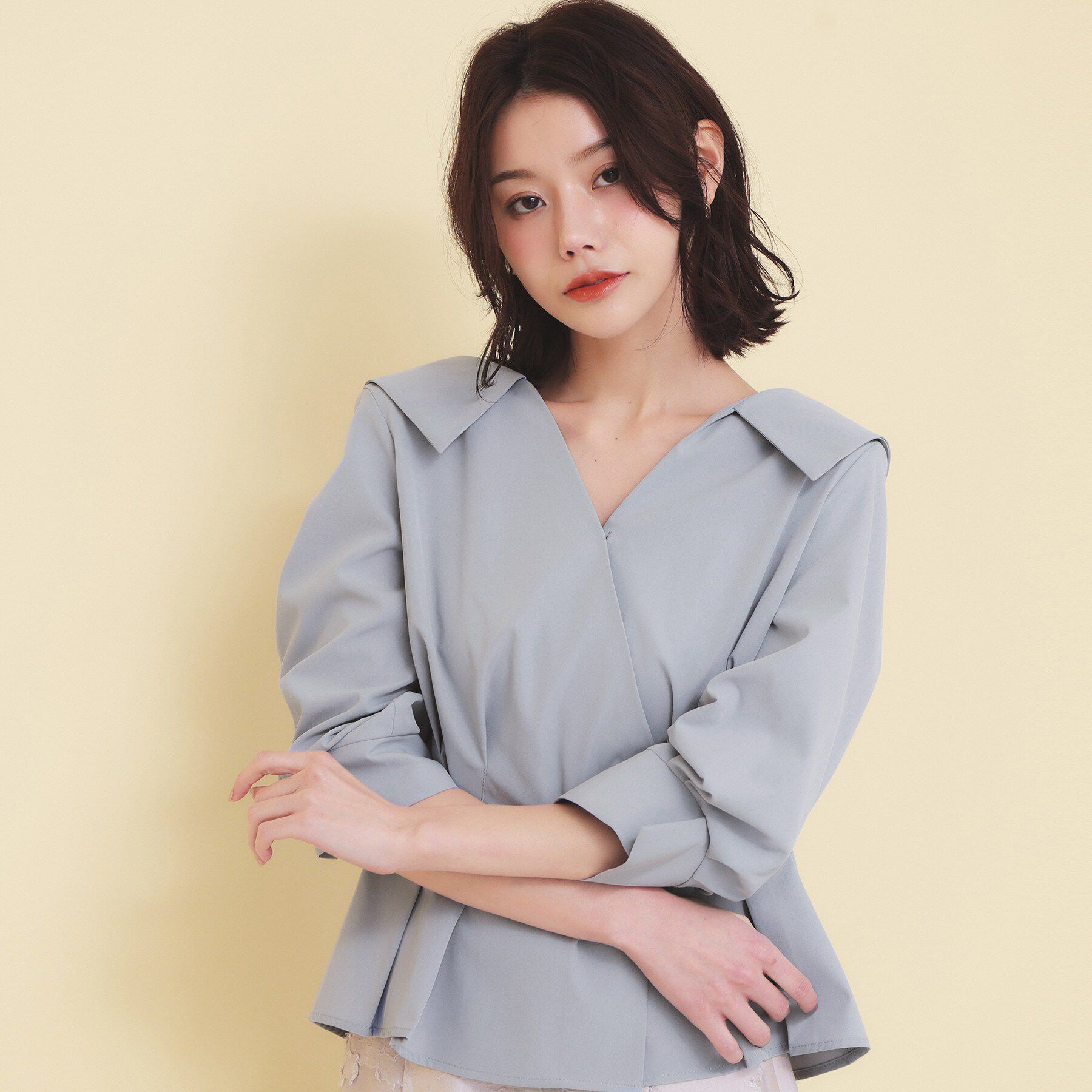 index「変形カシュクールタックシャツ【洗濯機OK／ストレッチ】」|シャツ・ブラウス|チャコールグレー(0