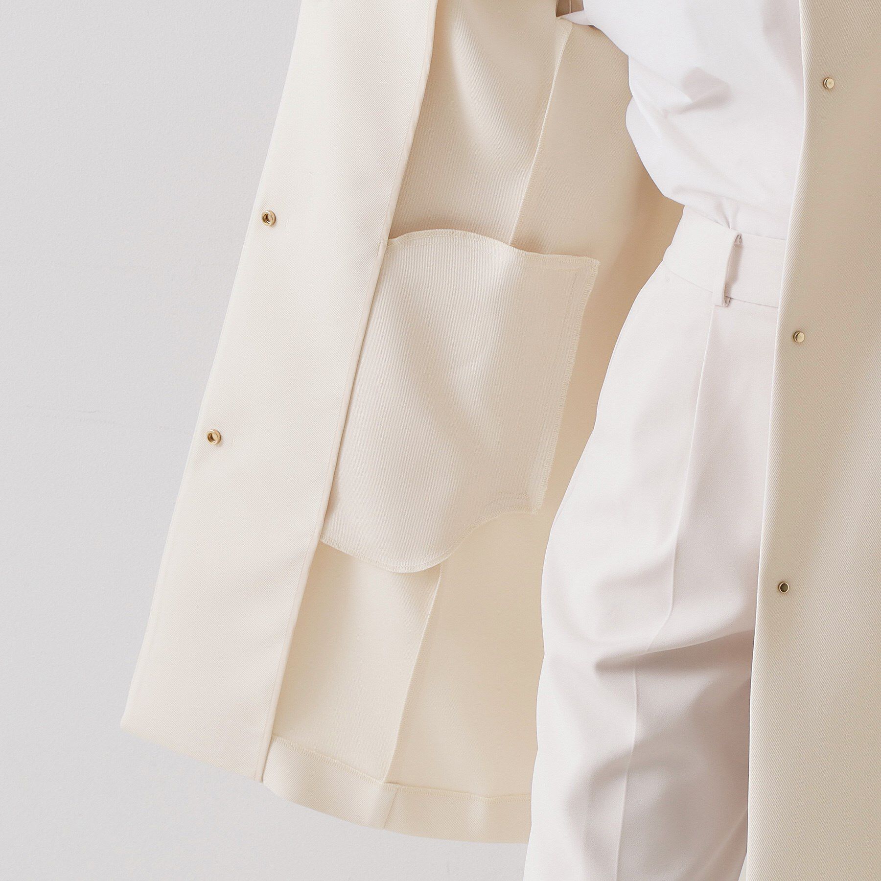 OPAQUE.CLIP「フレアスリーブミドルコート【洗濯機OK】」|ノーカラーコート|