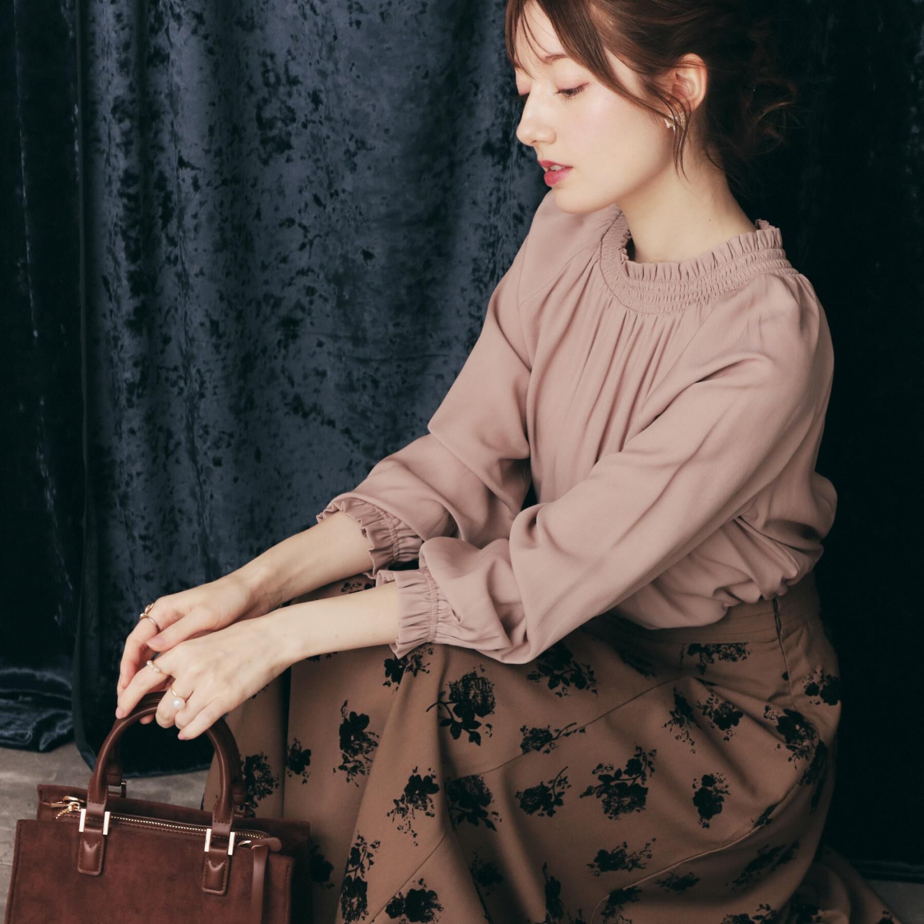 Couture broach「【きれいめ・通勤】RTピケ前後2WAYシャーリングブラウス」|シャツ・ブラウス|