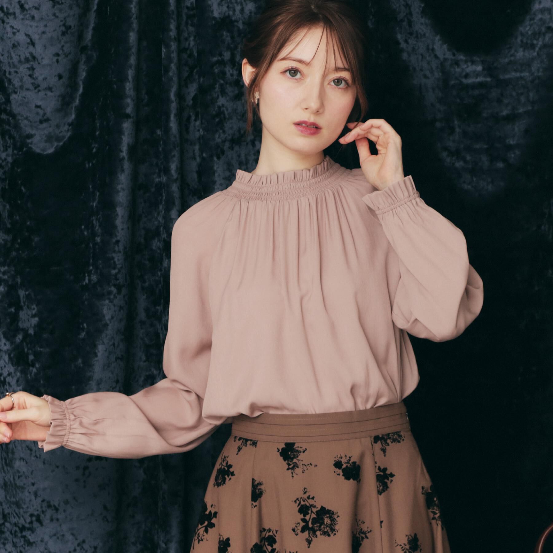 Couture broach「【きれいめ・通勤】RTピケ前後2WAYシャーリングブラウス」|シャツ・ブラウス|