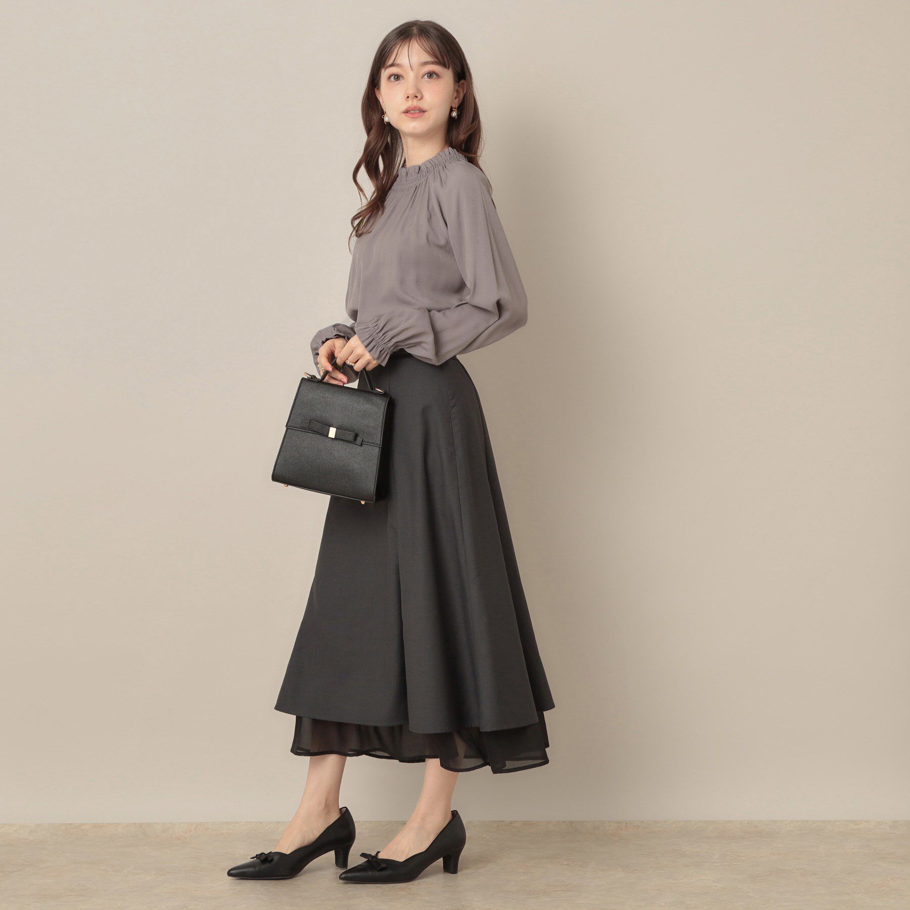 Couture broach「【きれいめ・通勤】RTピケ前後2WAYシャーリングブラウス」|シャツ・ブラウス|