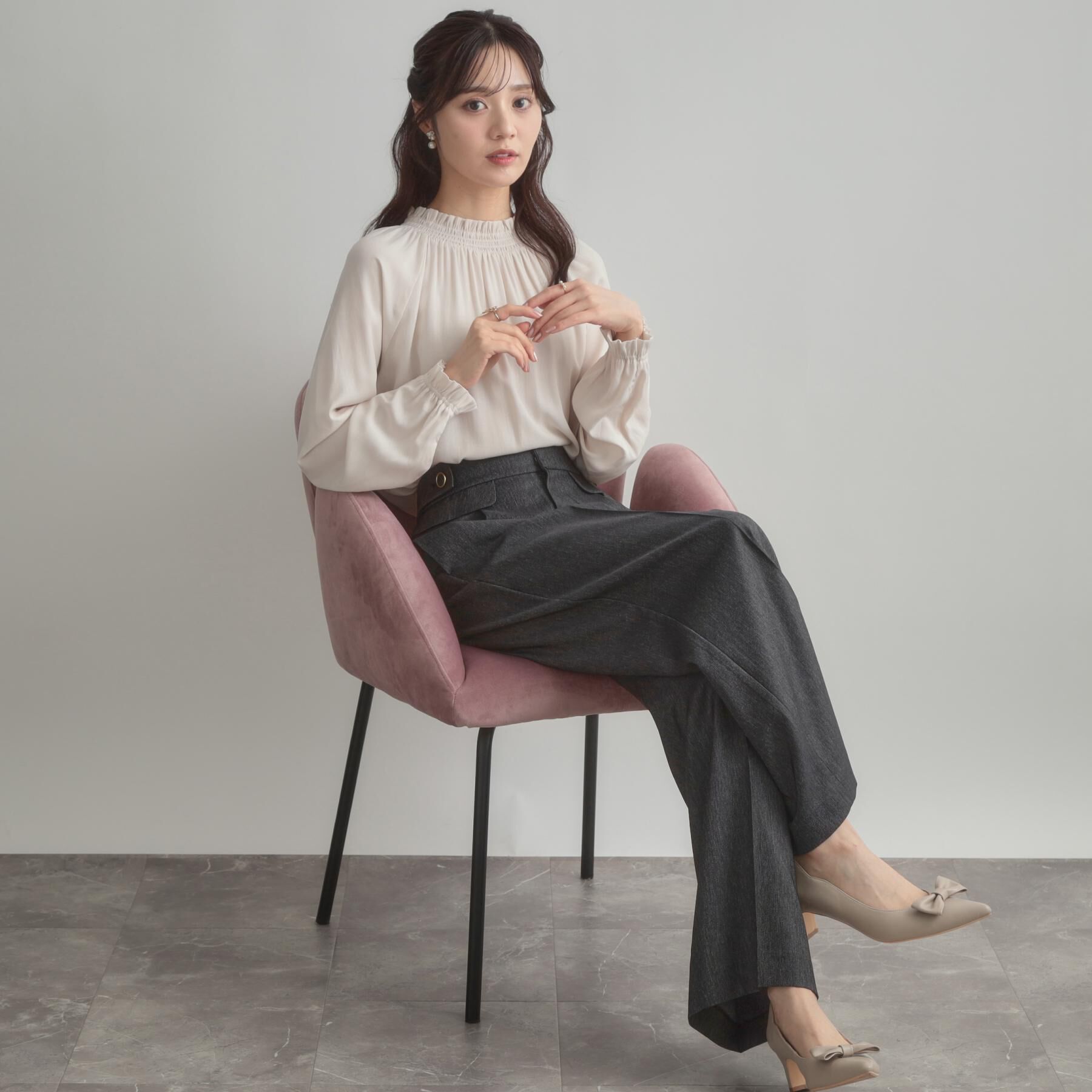 Couture broach「【きれいめ・通勤】RTピケ前後2WAYシャーリングブラウス」|シャツ・ブラウス|