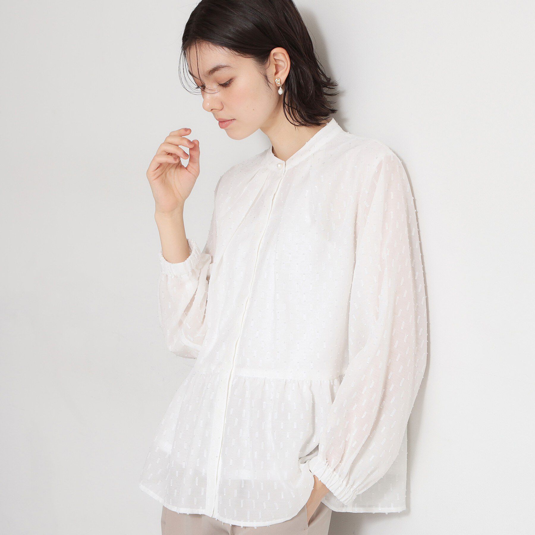THE SHOP TK「【セレモニーにもカジュアルにも】シフォンジャカードブラウス」|シャツ・ブラウス|オフホワイト(003
