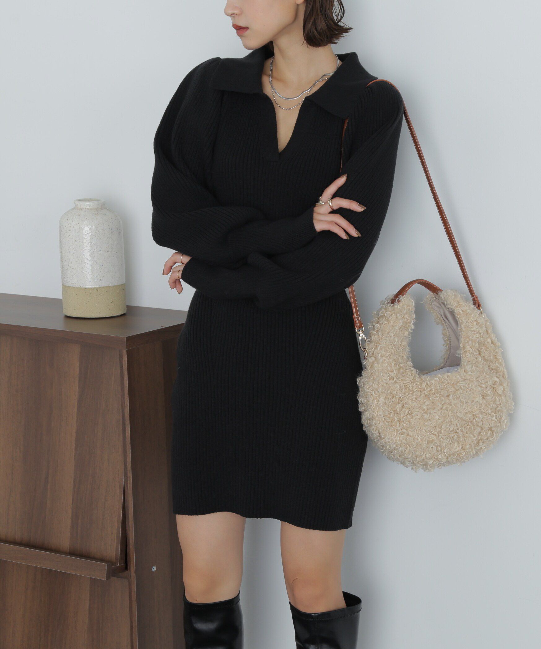  「パフスリーブスキッパー襟ニットミニワンピース」|ワンピース|