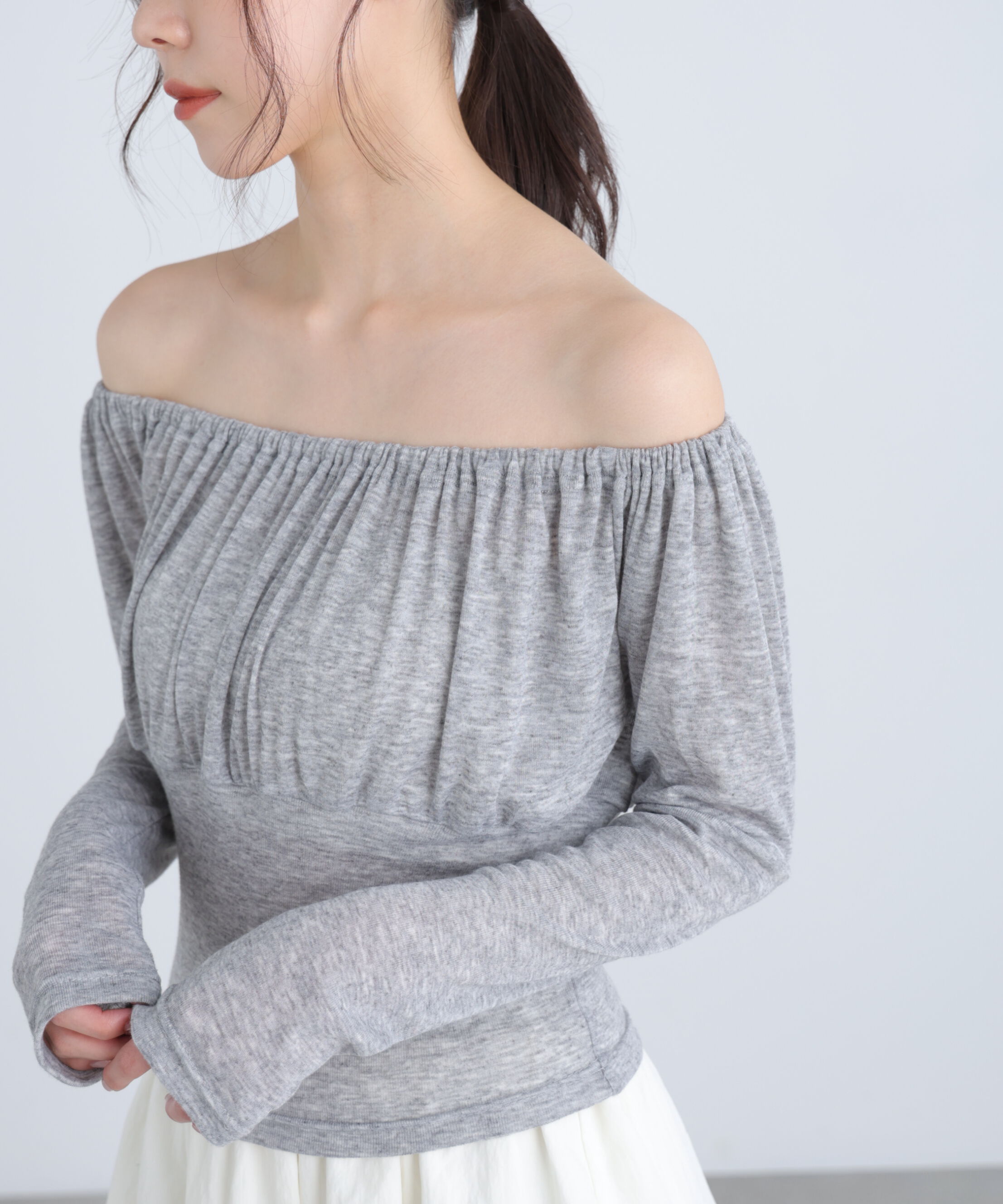  「オフショルシアーギャザーカットソー」|Tシャツ・カットソー|