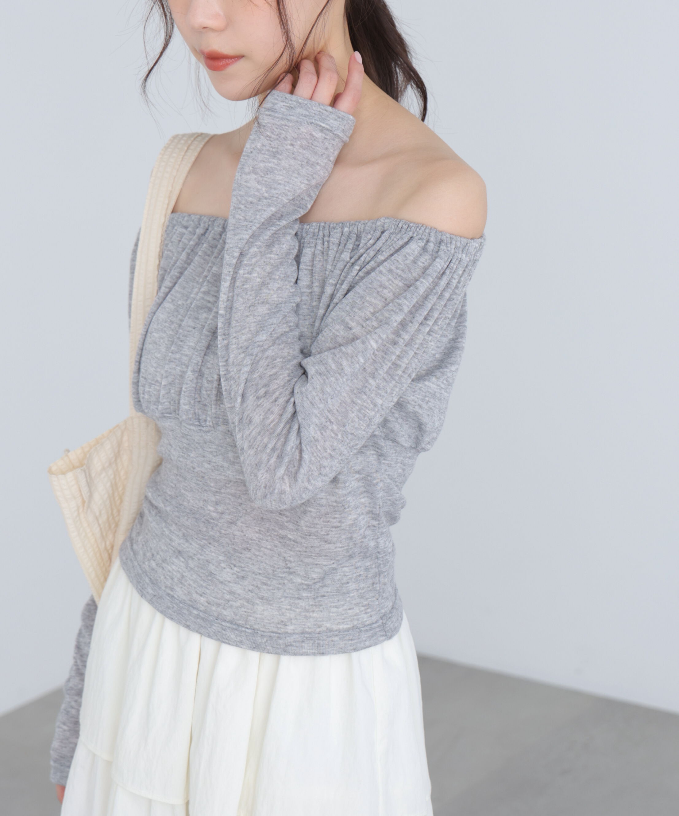  「オフショルシアーギャザーカットソー」|Tシャツ・カットソー|