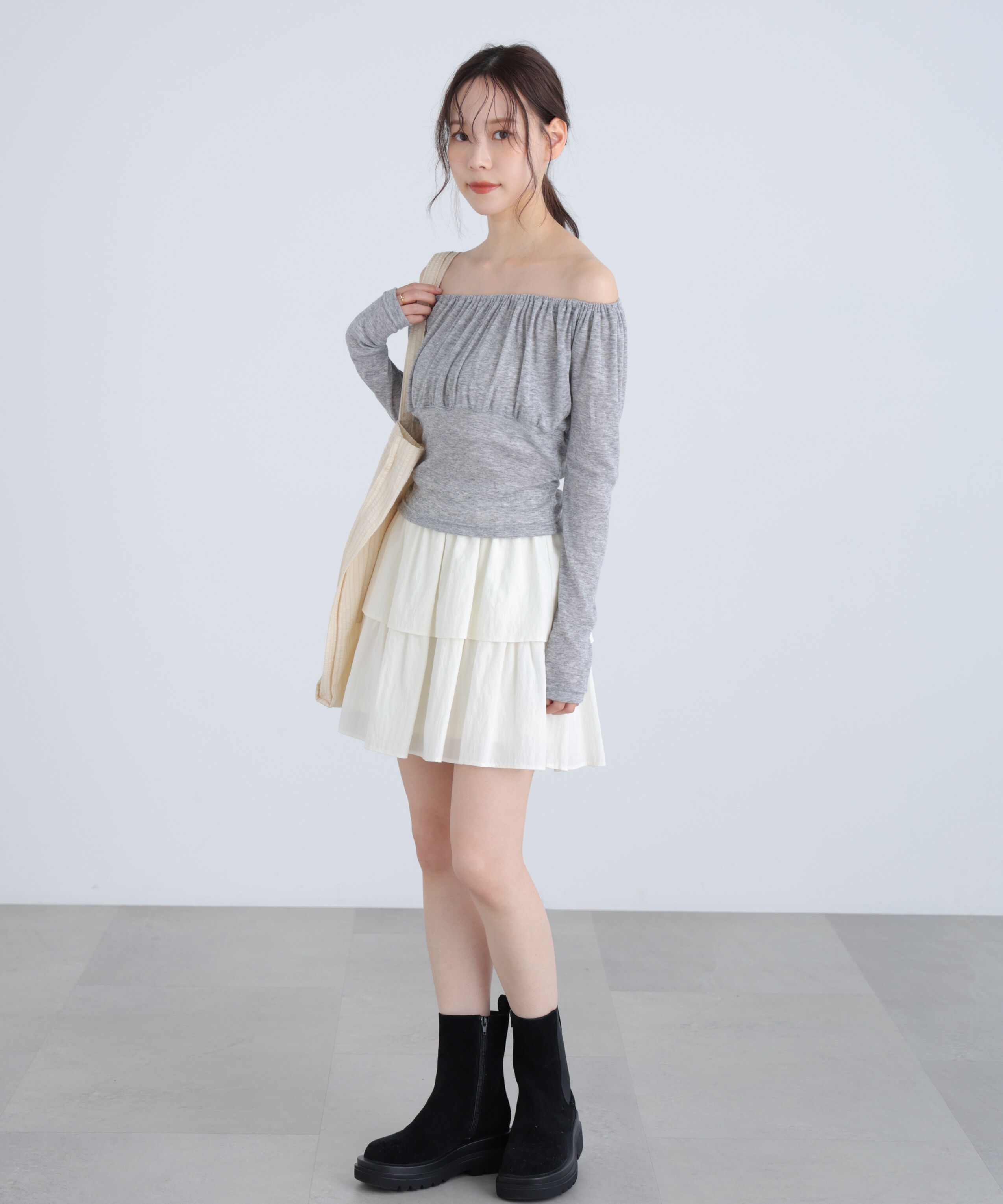  「オフショルシアーギャザーカットソー」|Tシャツ・カットソー|