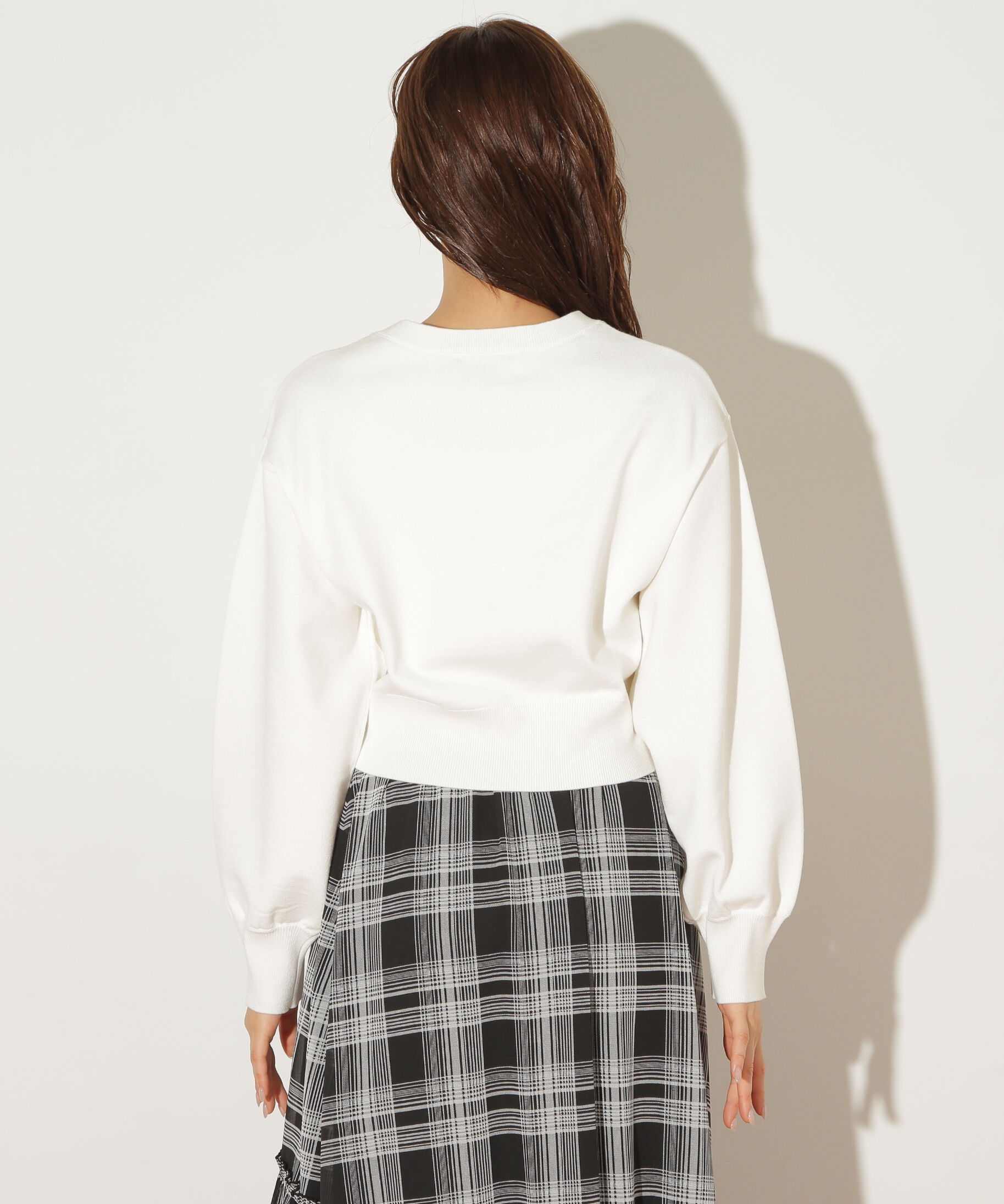  「ファンシーヤーンビジューロゴニット」|ニット・セーター|