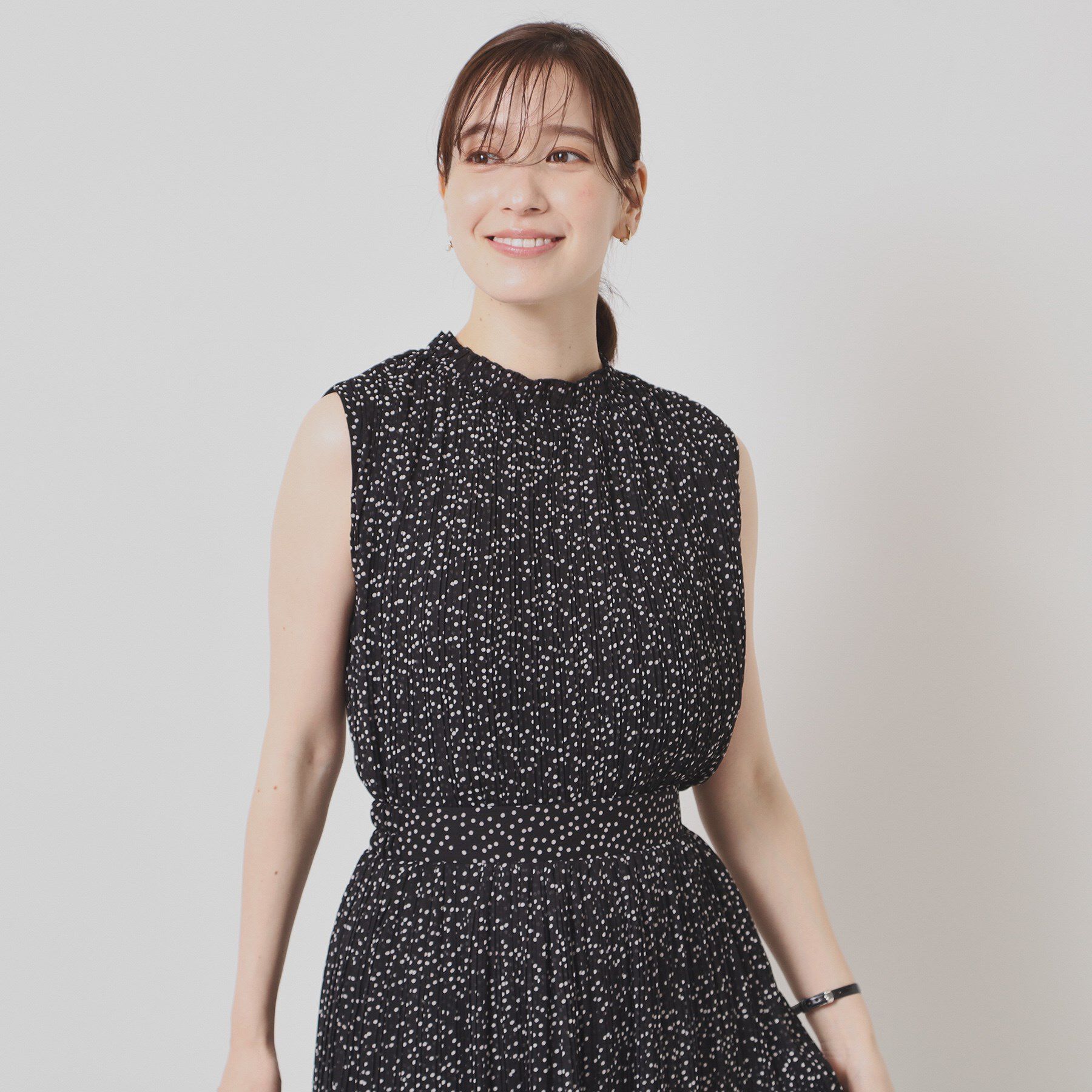 ITS&rsquo;DEMO「【手洗い可】楊柳プリーツブラウス」|シャツ・ブラウス|ブラック(119)