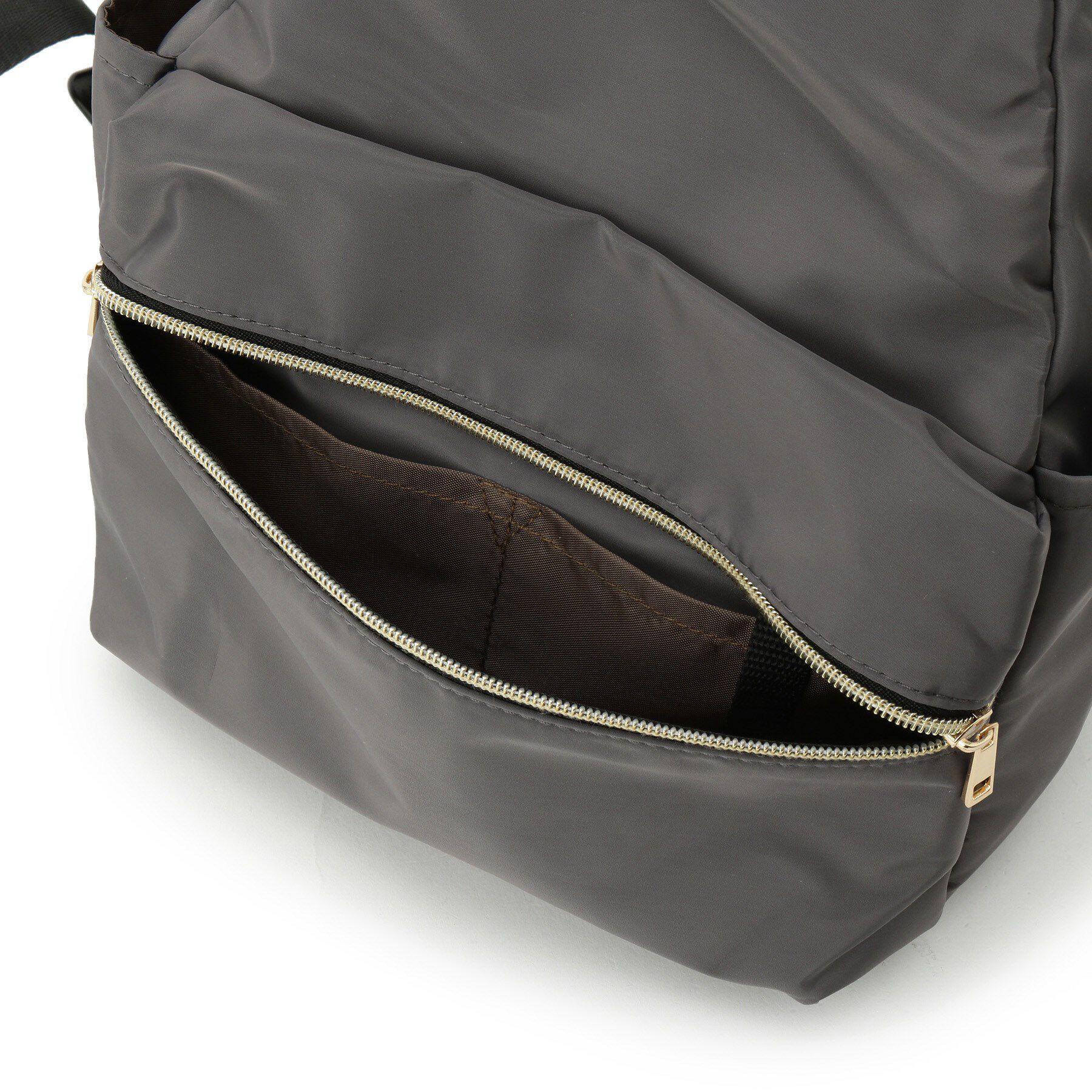 ITS&rsquo;DEMO「高密度ポリ10ポケットミディリュック」|リュック|