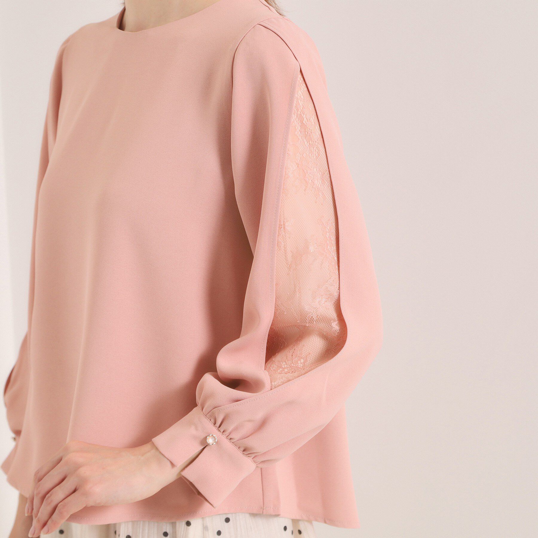 ITS&rsquo;DEMO「【手洗い可】袖スリットレースブラウス」|シャツ・ブラウス|