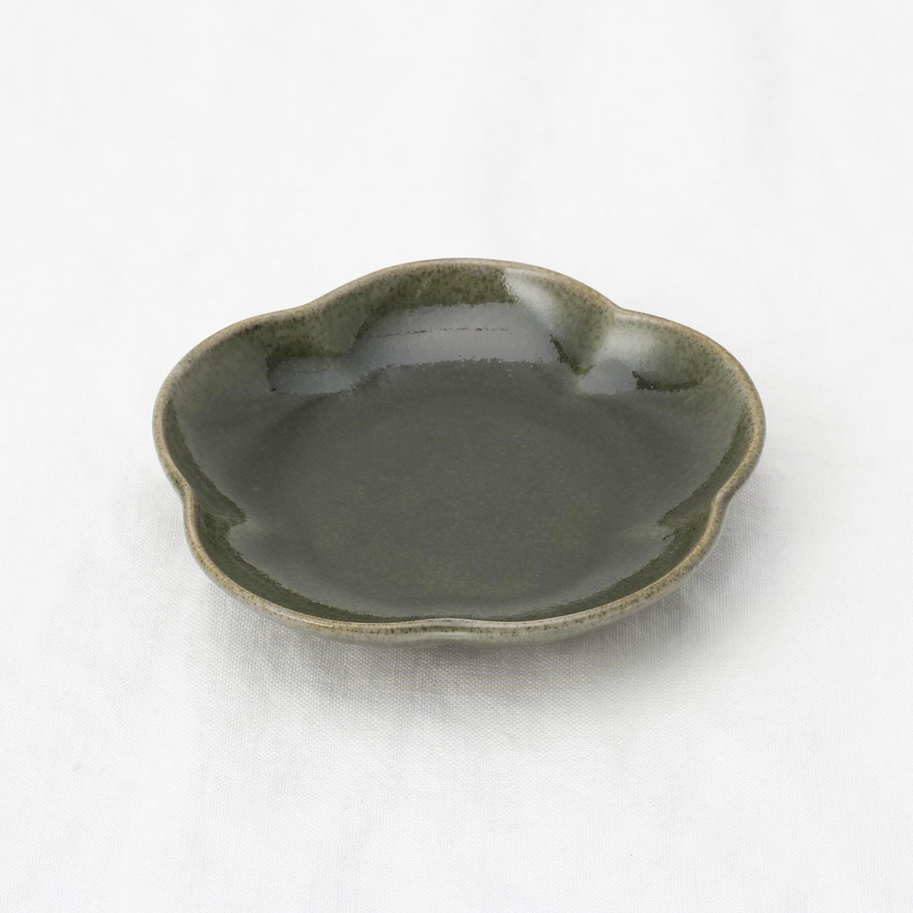 212 KITCHEN STORE「ケイプ 梅形小皿 オリベグリーン」|食器・キッチングッズ|