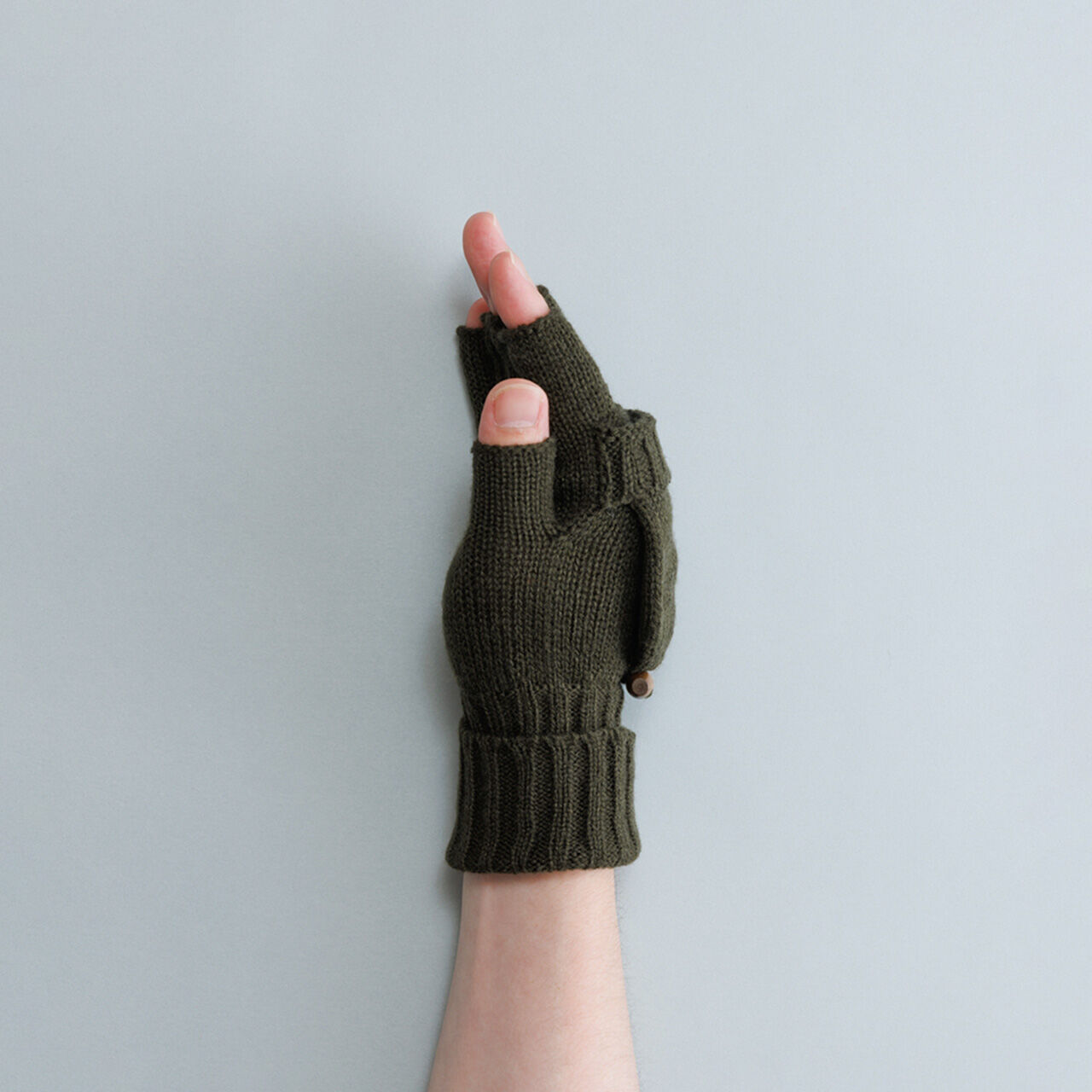 BACKYARD FAMILY「クロダ 手袋 メンズ 通販 グローブ 手ぶくろ 防寒 暖かい おしゃれ シンプル フード付き」|手袋|