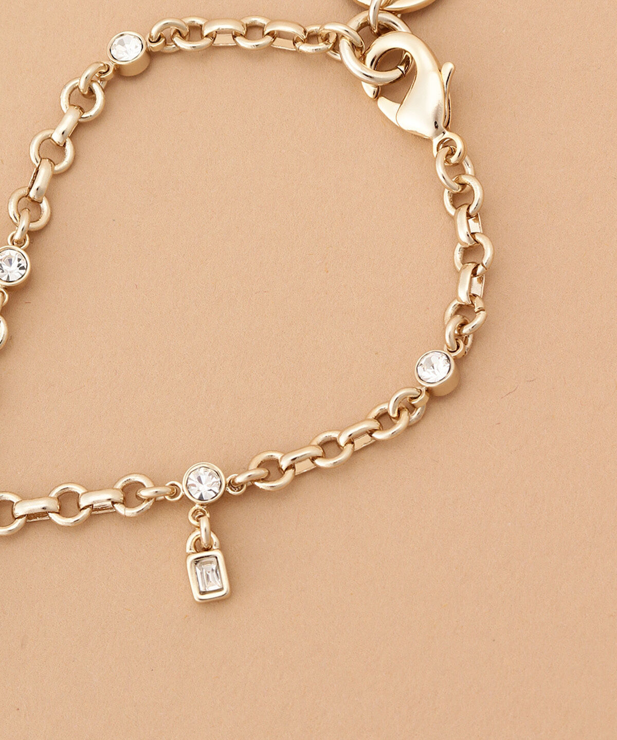 Samantha Thavasa「ビジューシンプルイニシャルバッグチャーム(T)」|チャーム・キーホルダー|