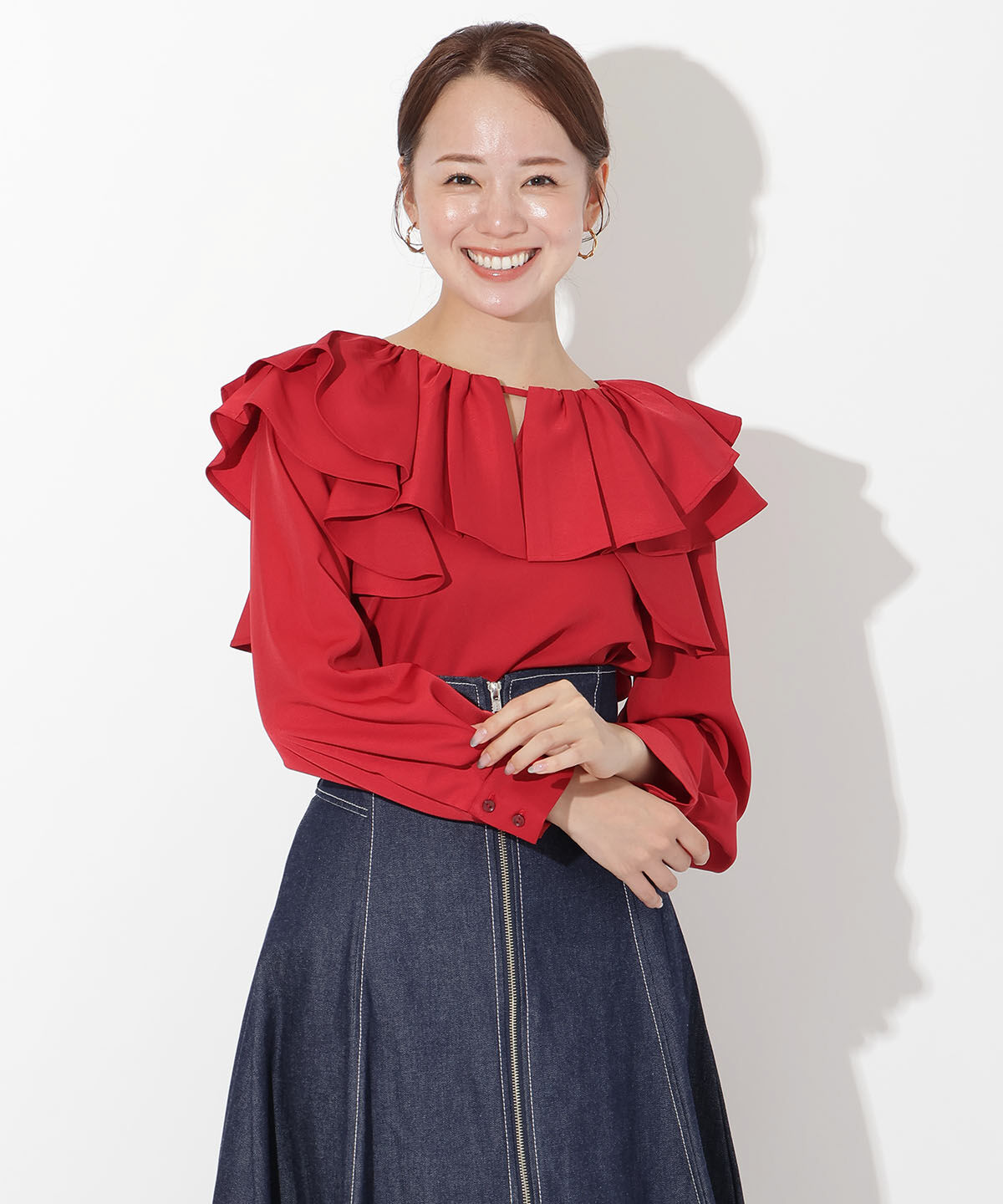 アンドクチュール「フリルケープブラウス」|シャツ・ブラウス|レッド