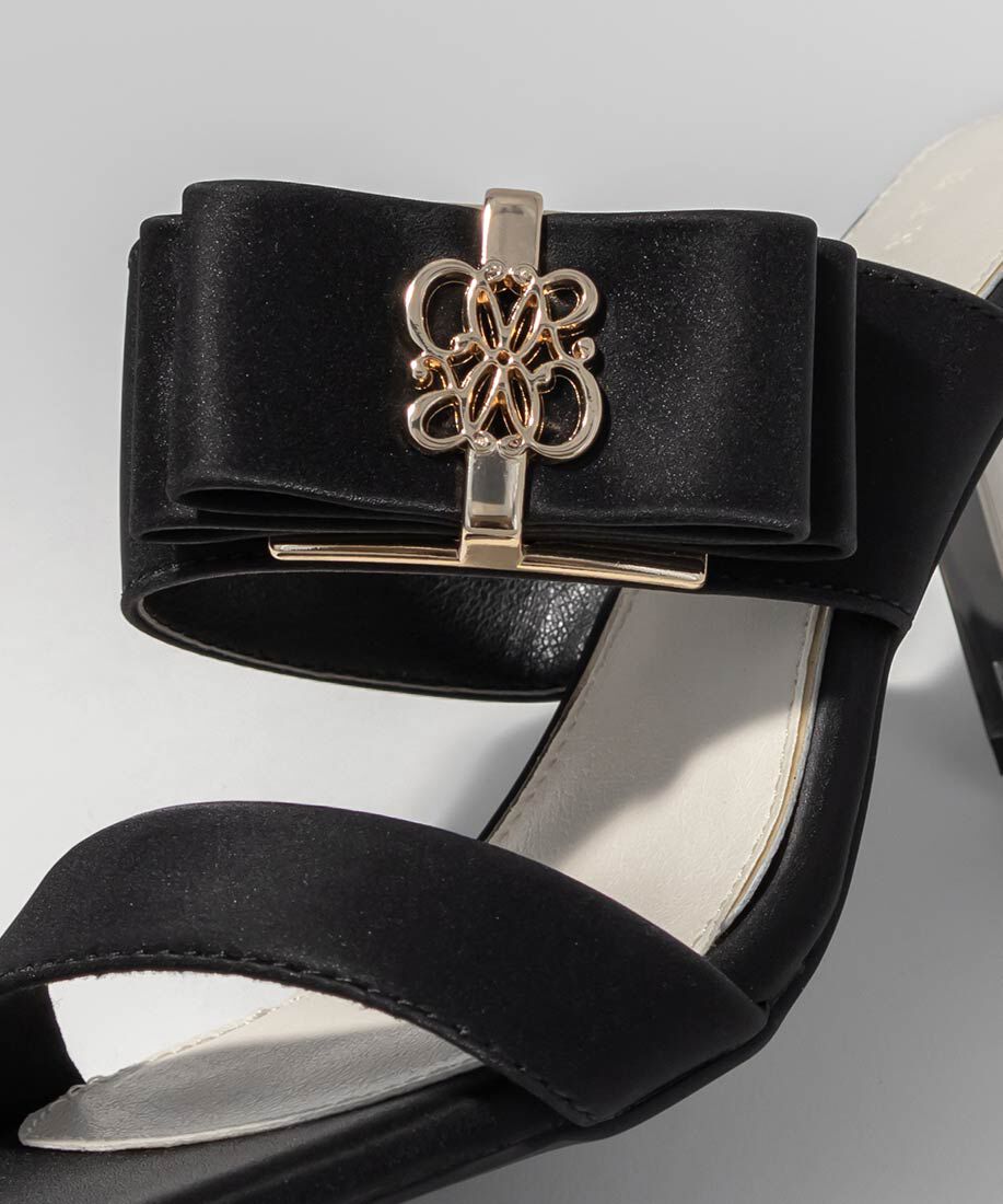  「リボン&times;モノグラムパーツクリアヒールサンダル」|パンプス|