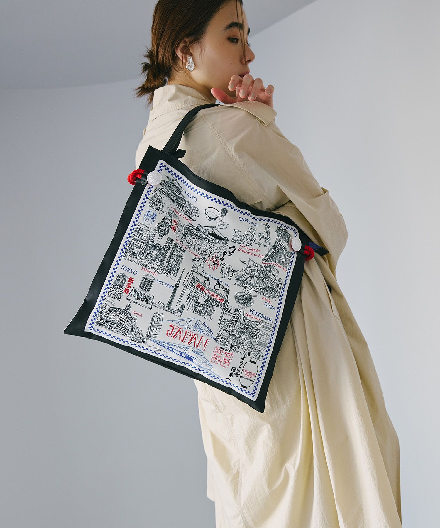 TOPKAPI TREASURE「【TREASURE TOPKAPI】マイルドサテン スカーフ柄 トートバッグ スーベニアプリント」|トートバッグ|