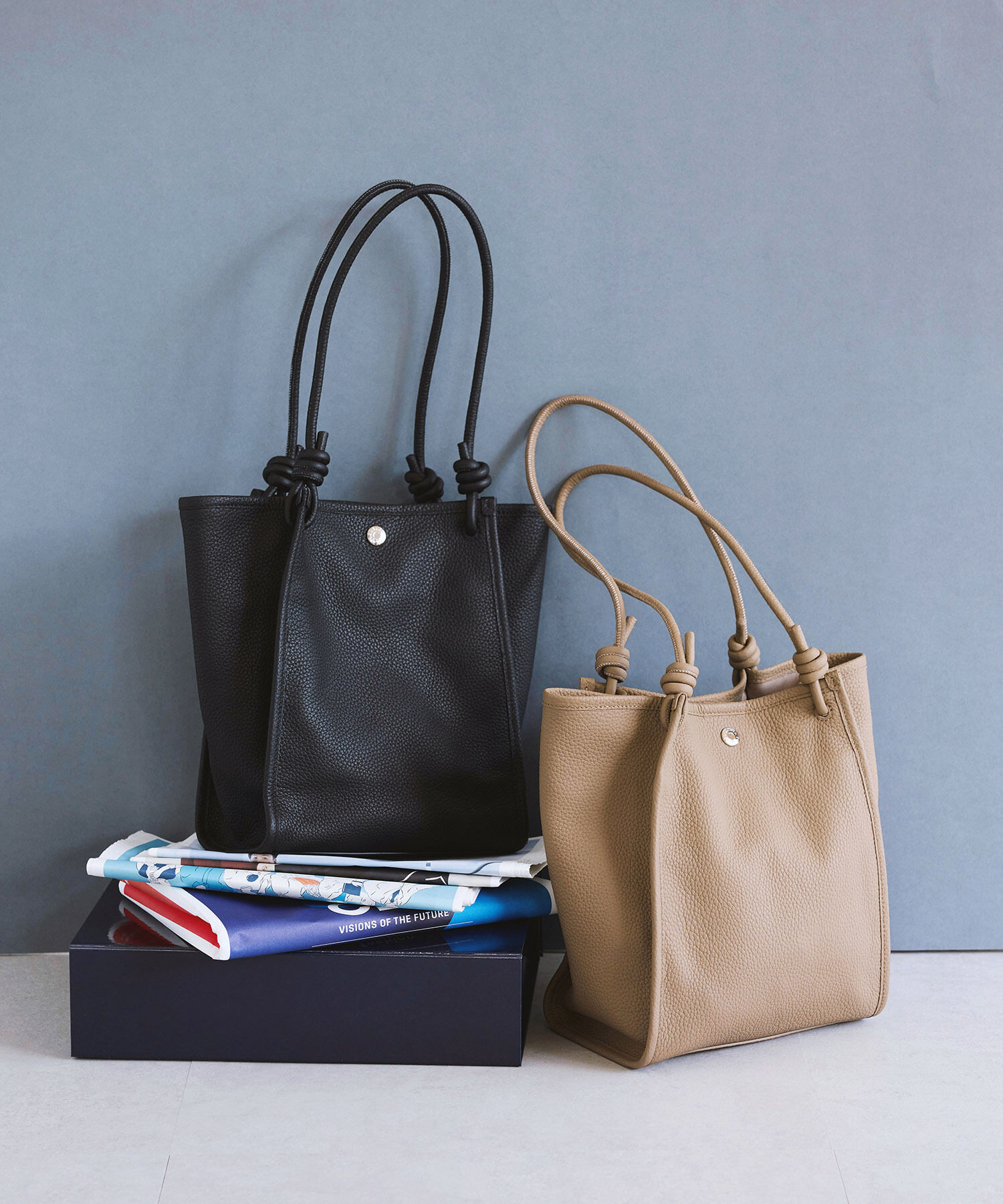 TOPKAPI BREATH「【Breath TOPKAPI】シュリンクレザー ノットハンドル トートバッグ」|トートバッグ|ブラック