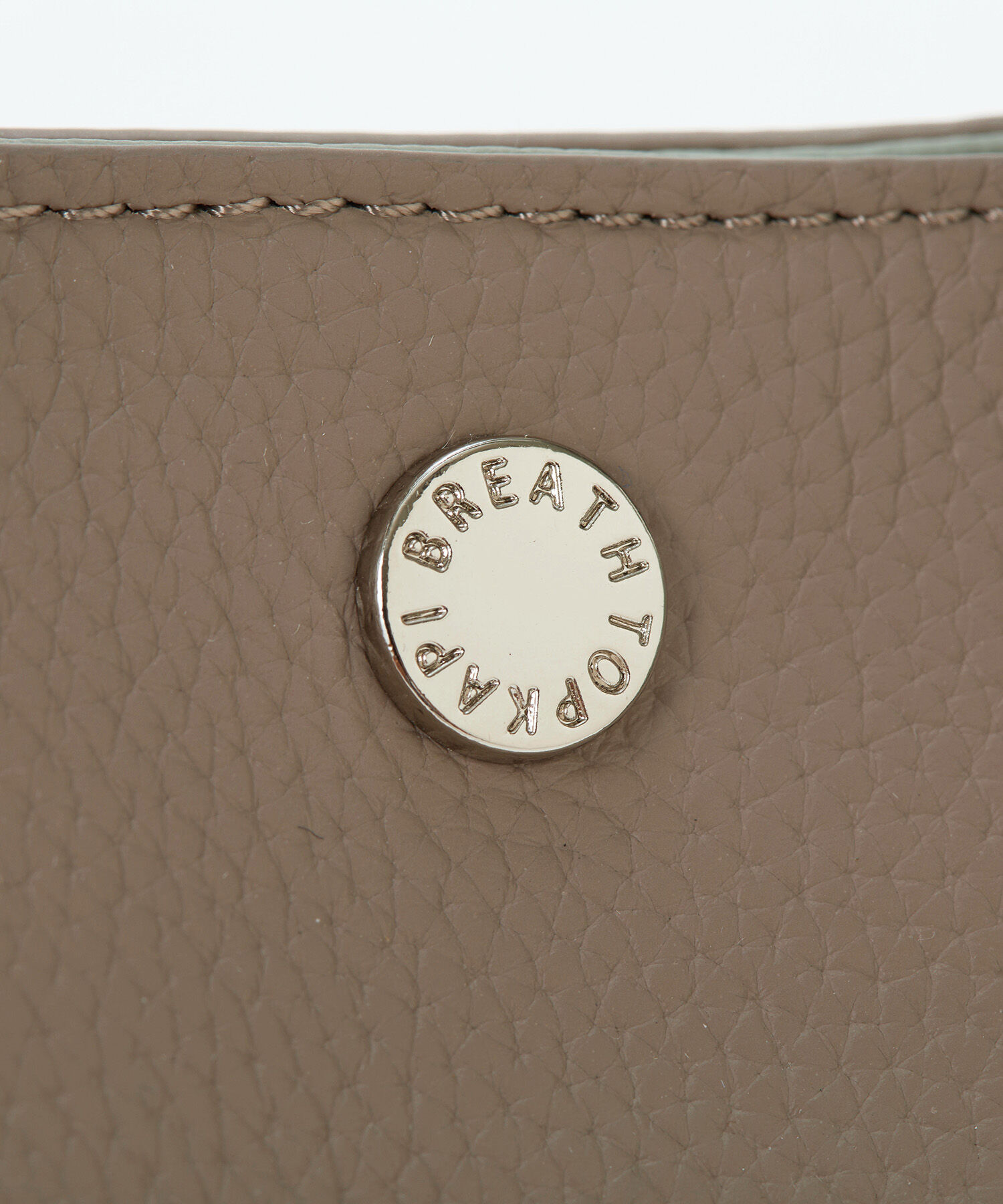 TOPKAPI BREATH「【Breath TOPKAPI】DUAL デュアル シュリンクレザー バイカラー トートバッグ チャーム付き 」|トートバッグ|