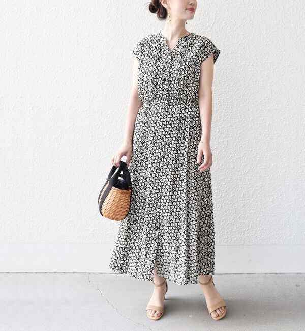 SHIPS for women「《一部追加予約》【WEB限定】〈洗濯機可能〉ドット 花柄 サイド プリーツ フレンチスリーブ ワンピース」|ワンピース|