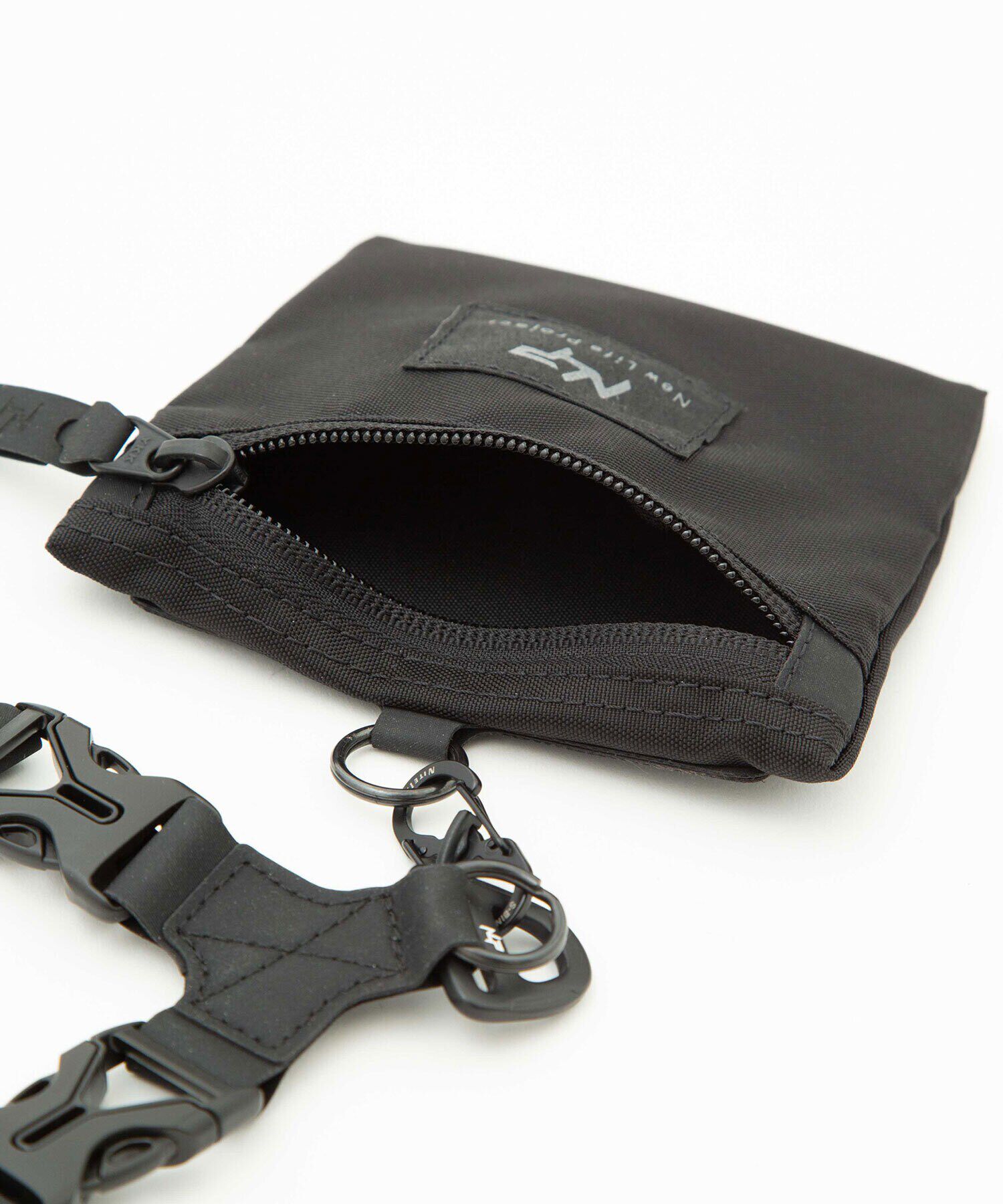 nano･universe「New life Project/別注MULTI STRAP WITH ZIP･ID」|ショルダー・メッセンジャー|