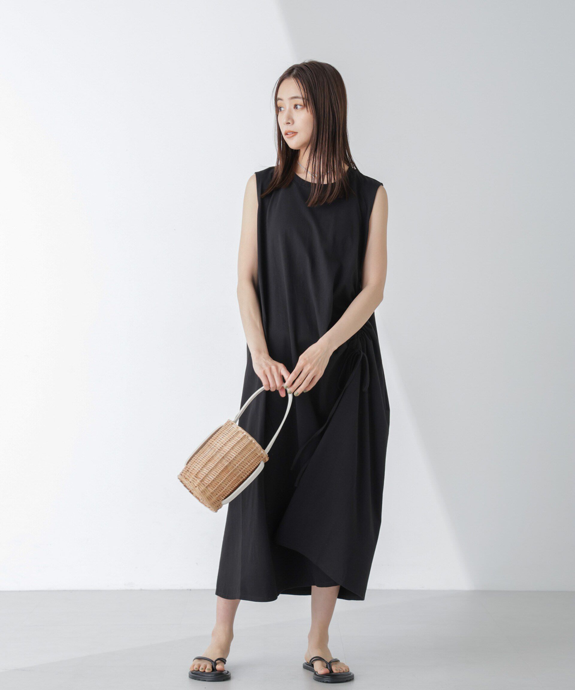 nano･universe「サイドドロストノースリーブカットワンピース」|ワンピース|