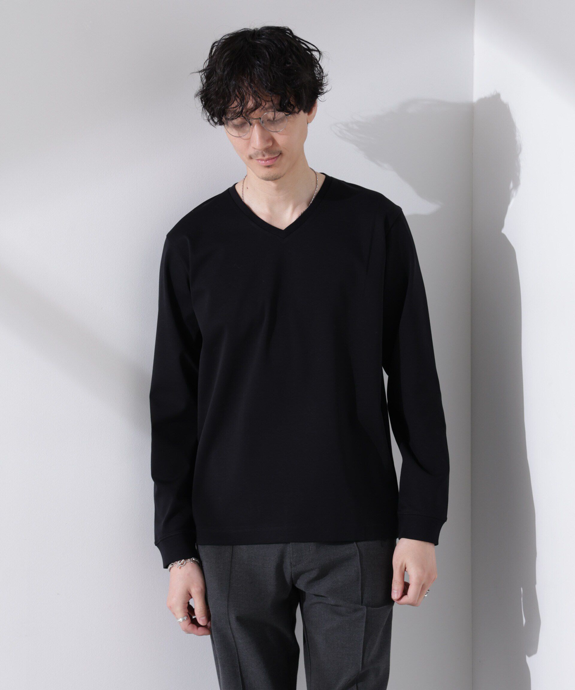 nano･universe「アンチスメル VネックTシャツ 長袖」|Tシャツ・カットソー|