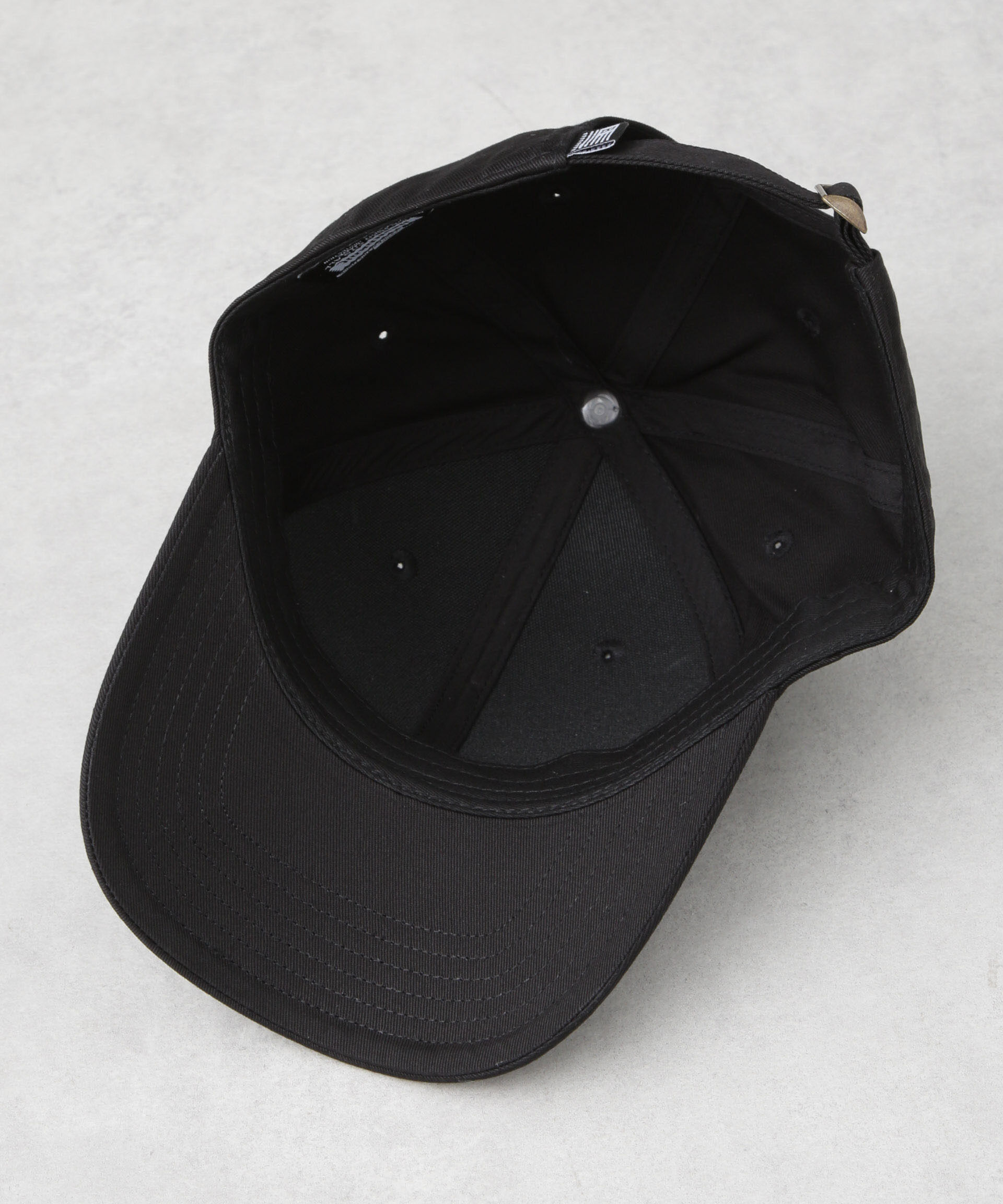 nano･universe「Healthknit/別注 ツイルペナント刺繍キャップ」|キャップ・キャスケット|