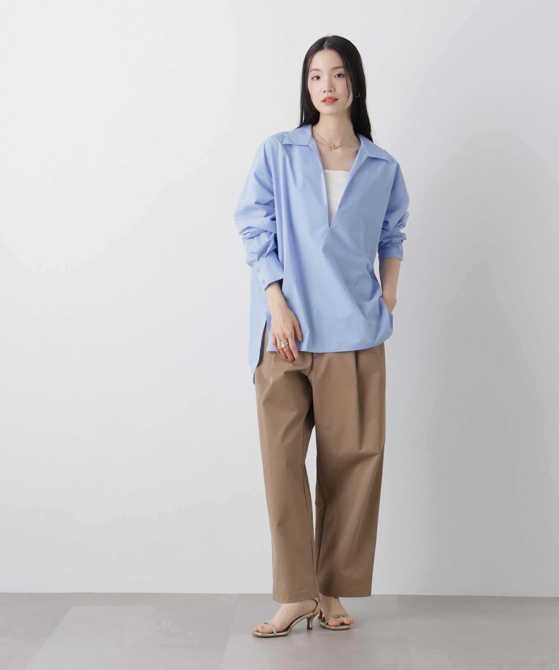 nano･universe「ディープVスキッパープルオーバーシャツ」|シャツ・ブラウス|